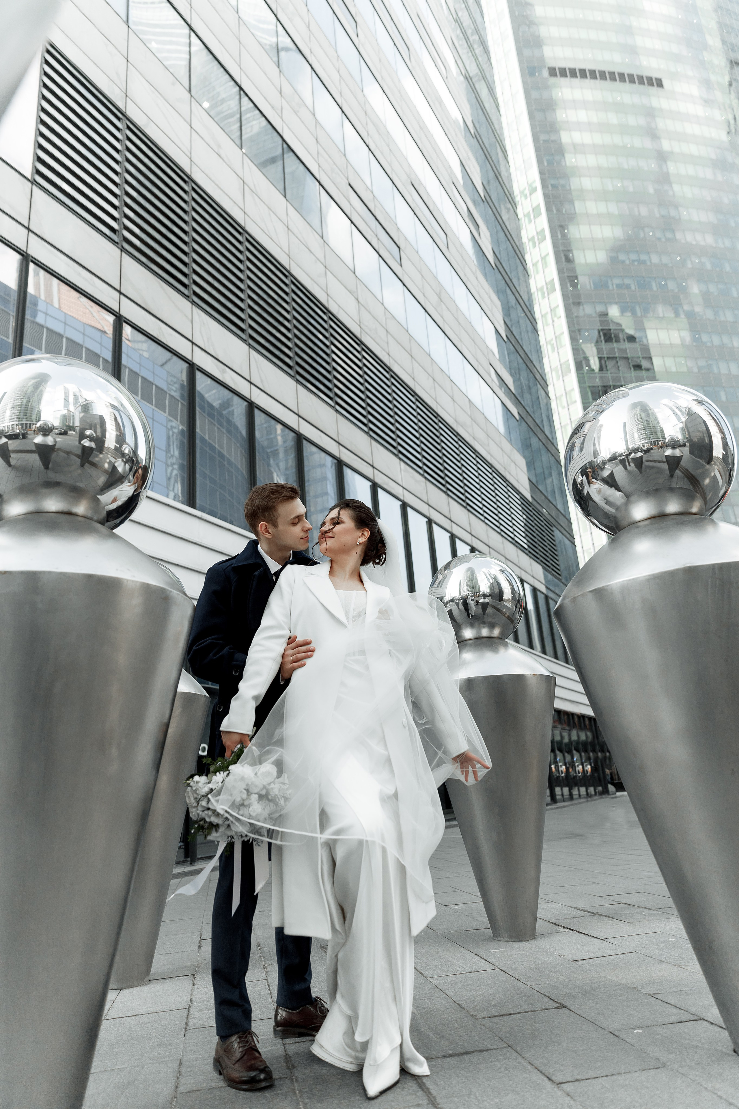 Паша&Настя (роспись Москва-сити Birds). Фотограф в Москве Юлия Хамзина