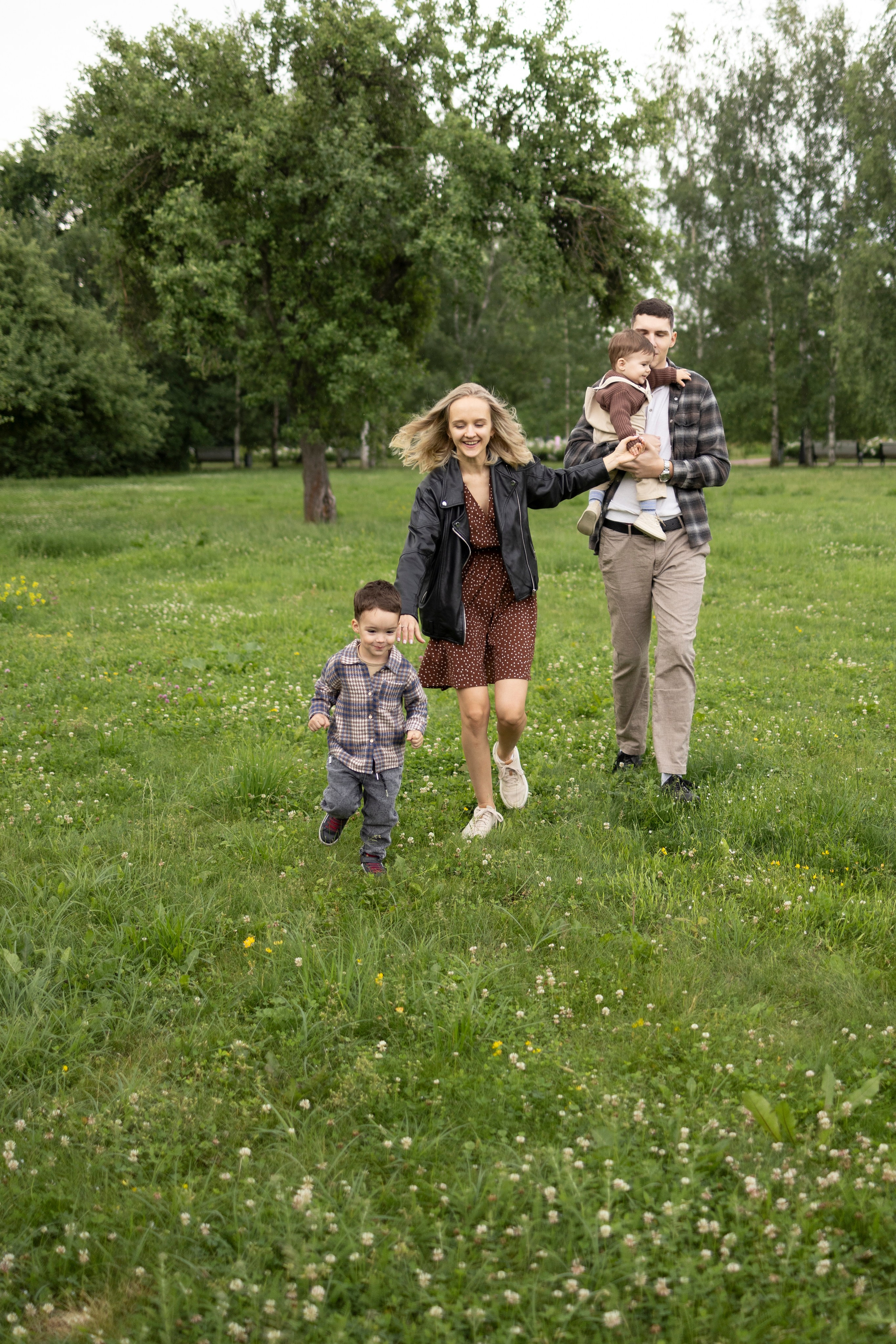 Кирилл, Катя, Мирон и Леон. Семейный и детский фотограф в Москве Анастасия Мурга