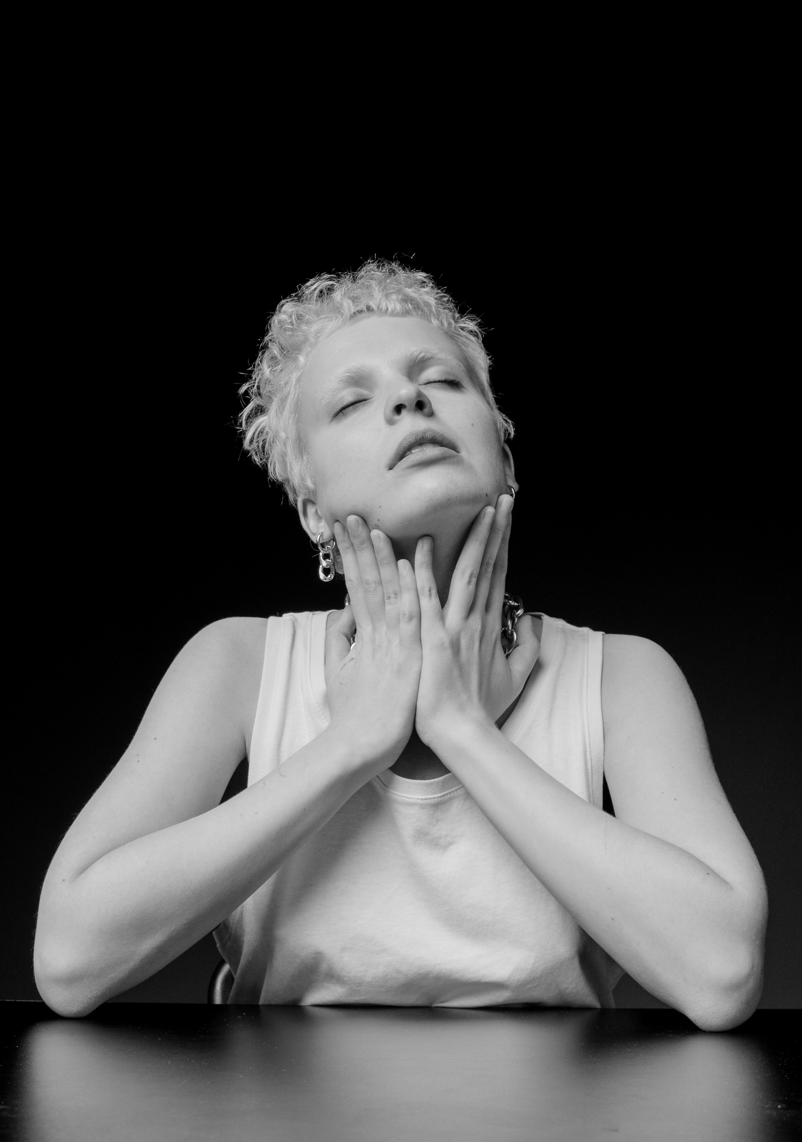 Эмоциональный портрет в Краснодаре. AI Фотограф Краснодар: мужские и женские фотосессии, стилизация съемки. Нейро-фотосессии онлайн