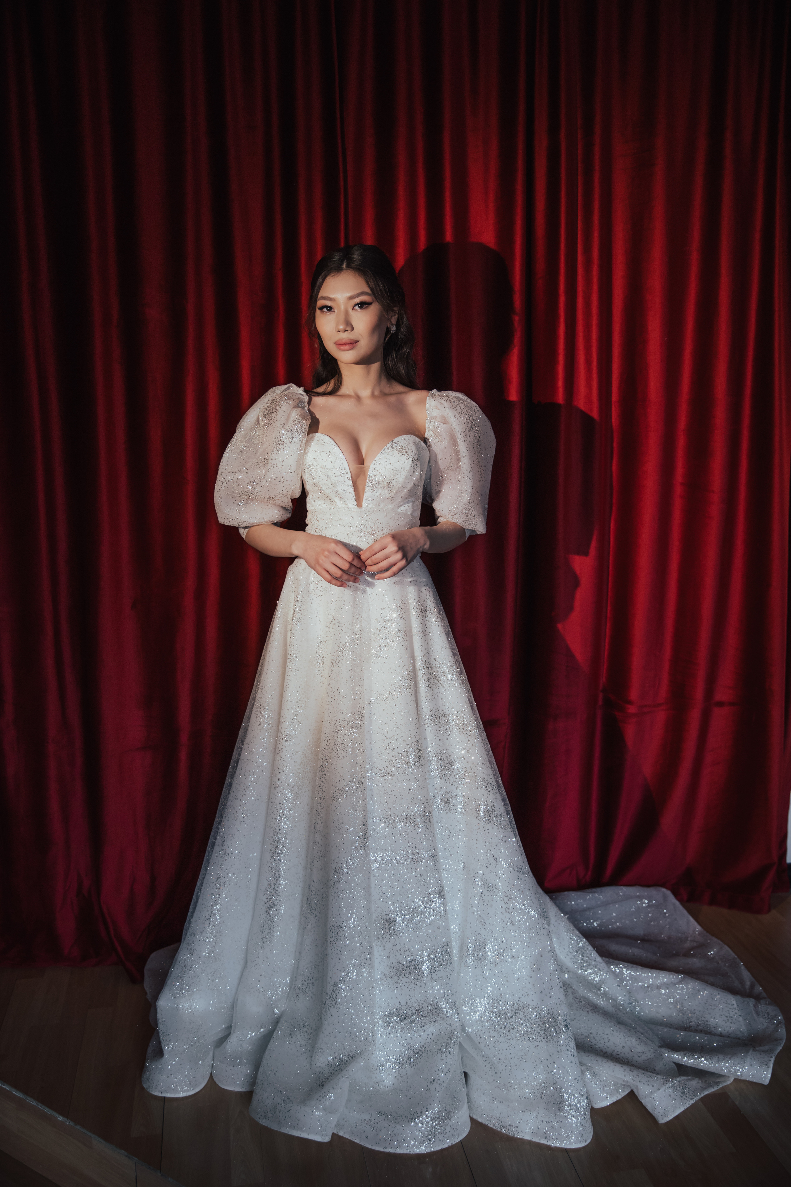 Невеста в студии. Свадебный фотограф Элина Чу, Элиста Калмыкия