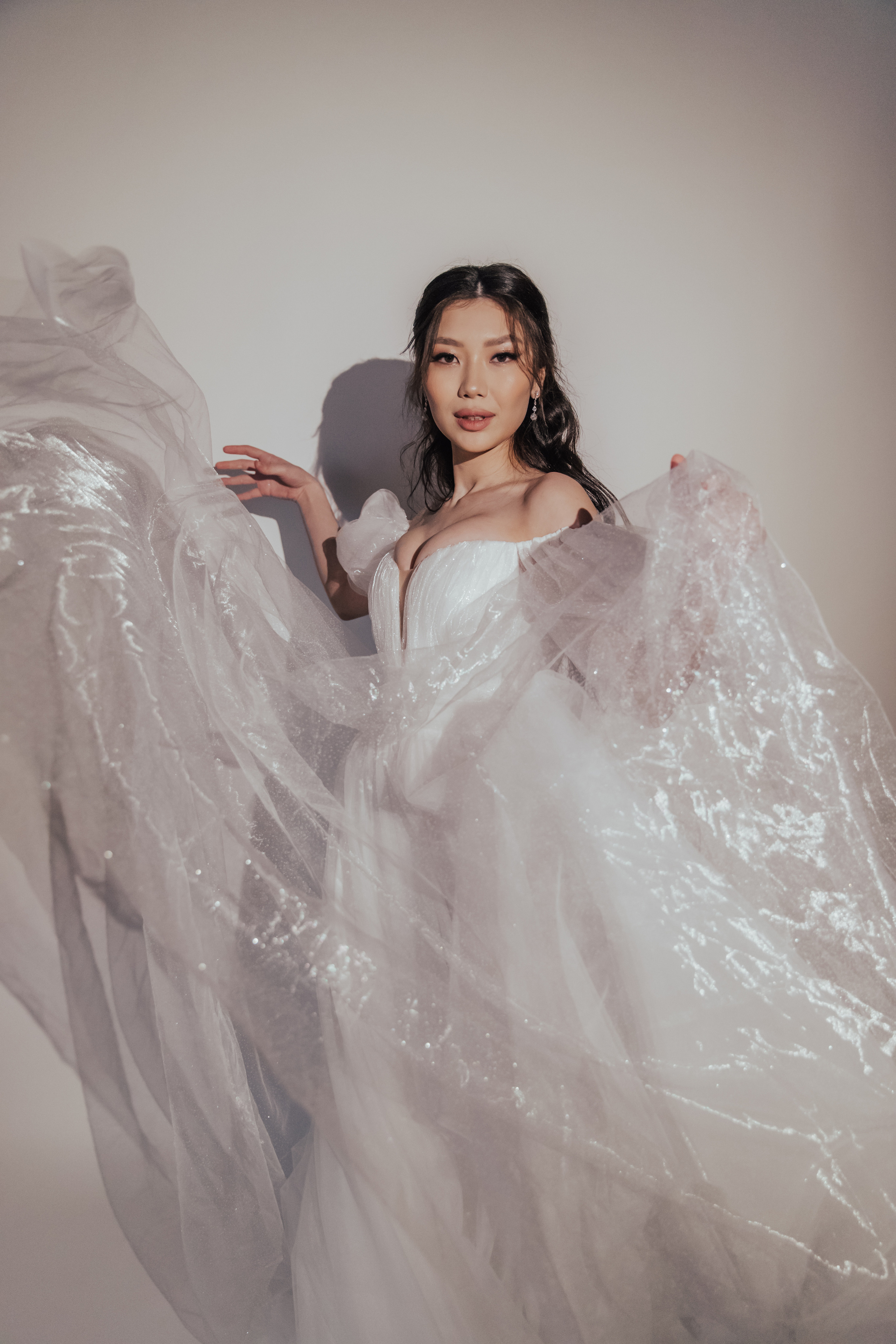 Невеста в студии. Свадебный фотограф Элина Чу, Элиста Калмыкия