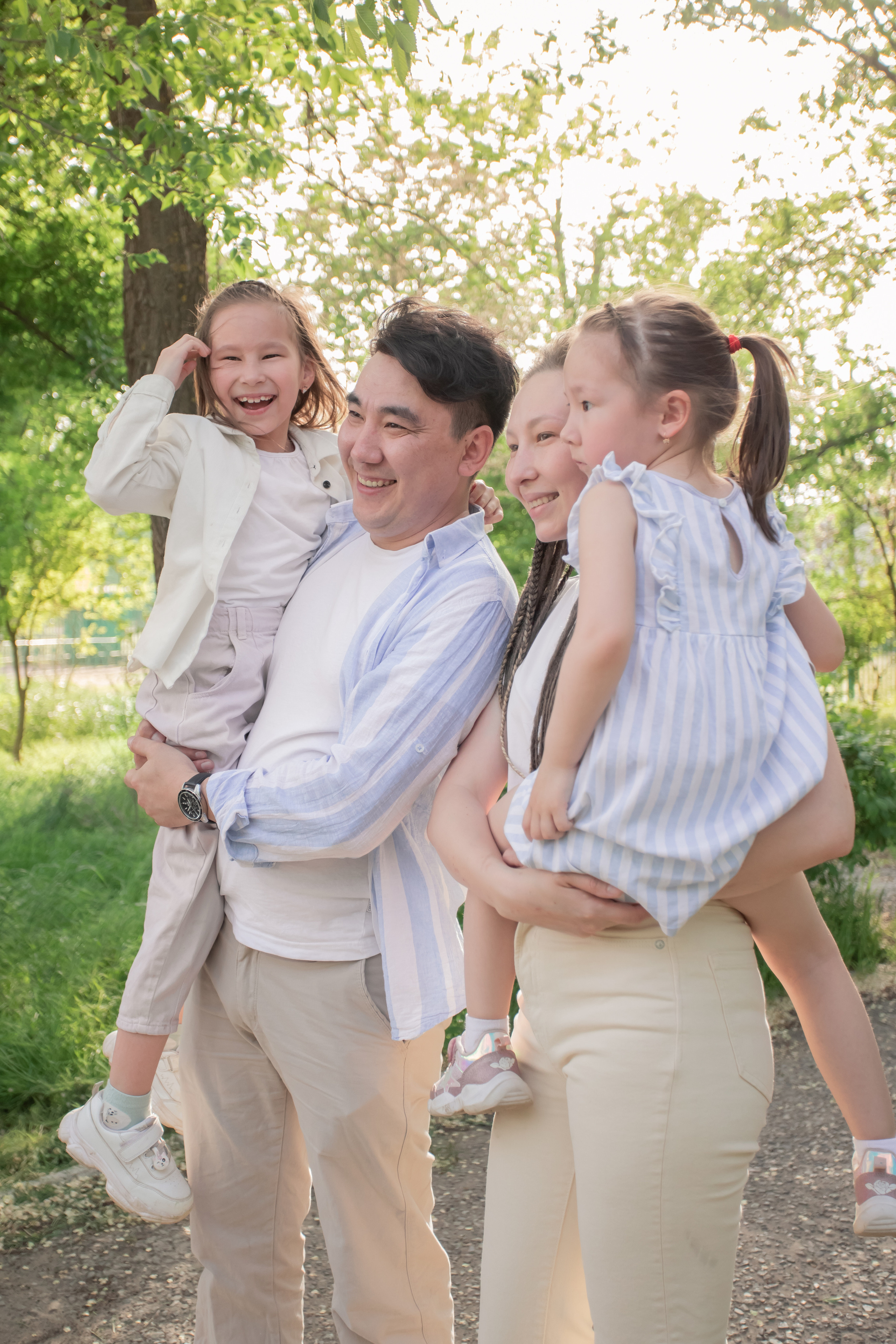 Семейная весенняя съемка. Свадебный фотограф Элина Чу, Элиста Калмыкия