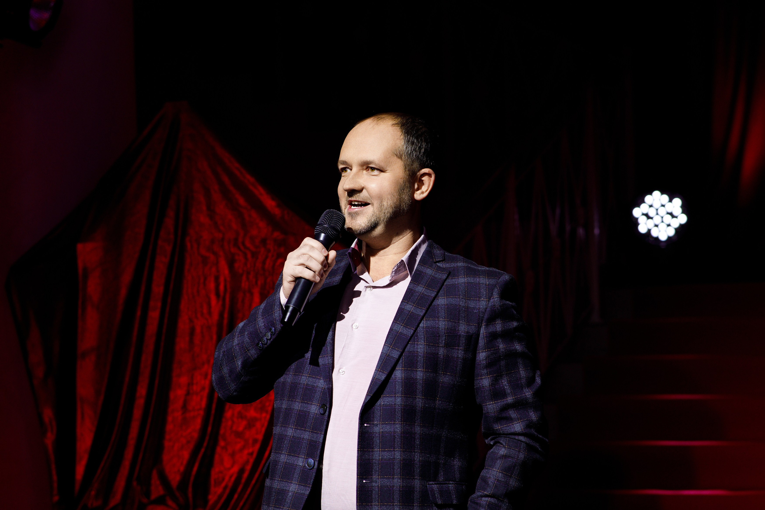 Награждение победителя конкурса «Учитель Года» г. Горнозаводск. Фотограф Дмитрий Молчанов | Фотограф Пермь | Фотограф