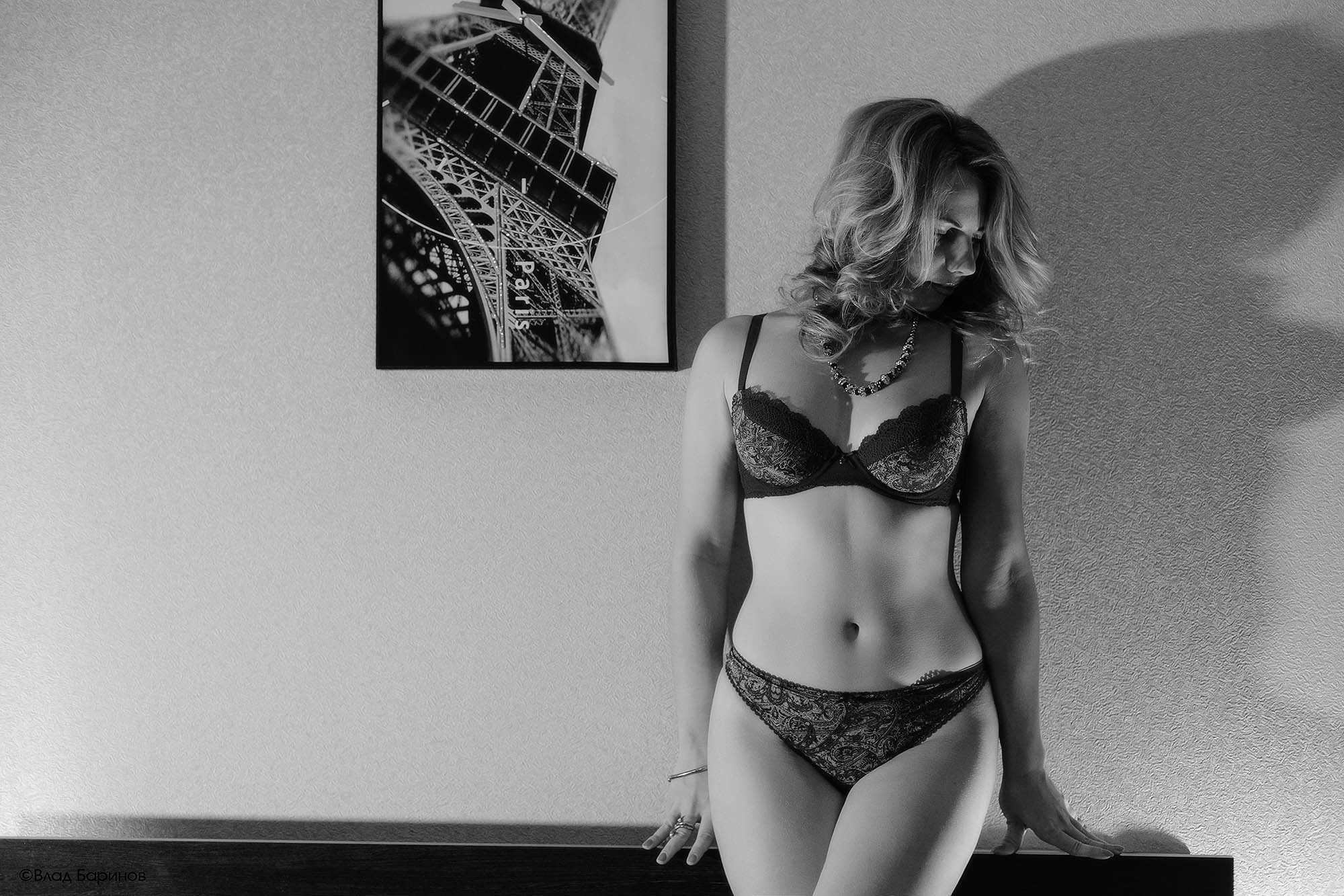 Черно-белая Будуарная фотография