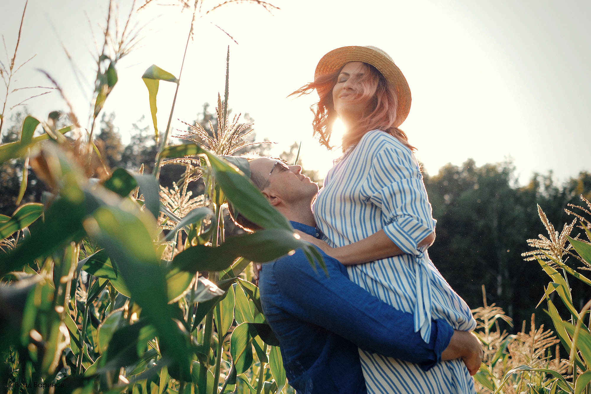  романтическая фотосессия в кукурузном поле