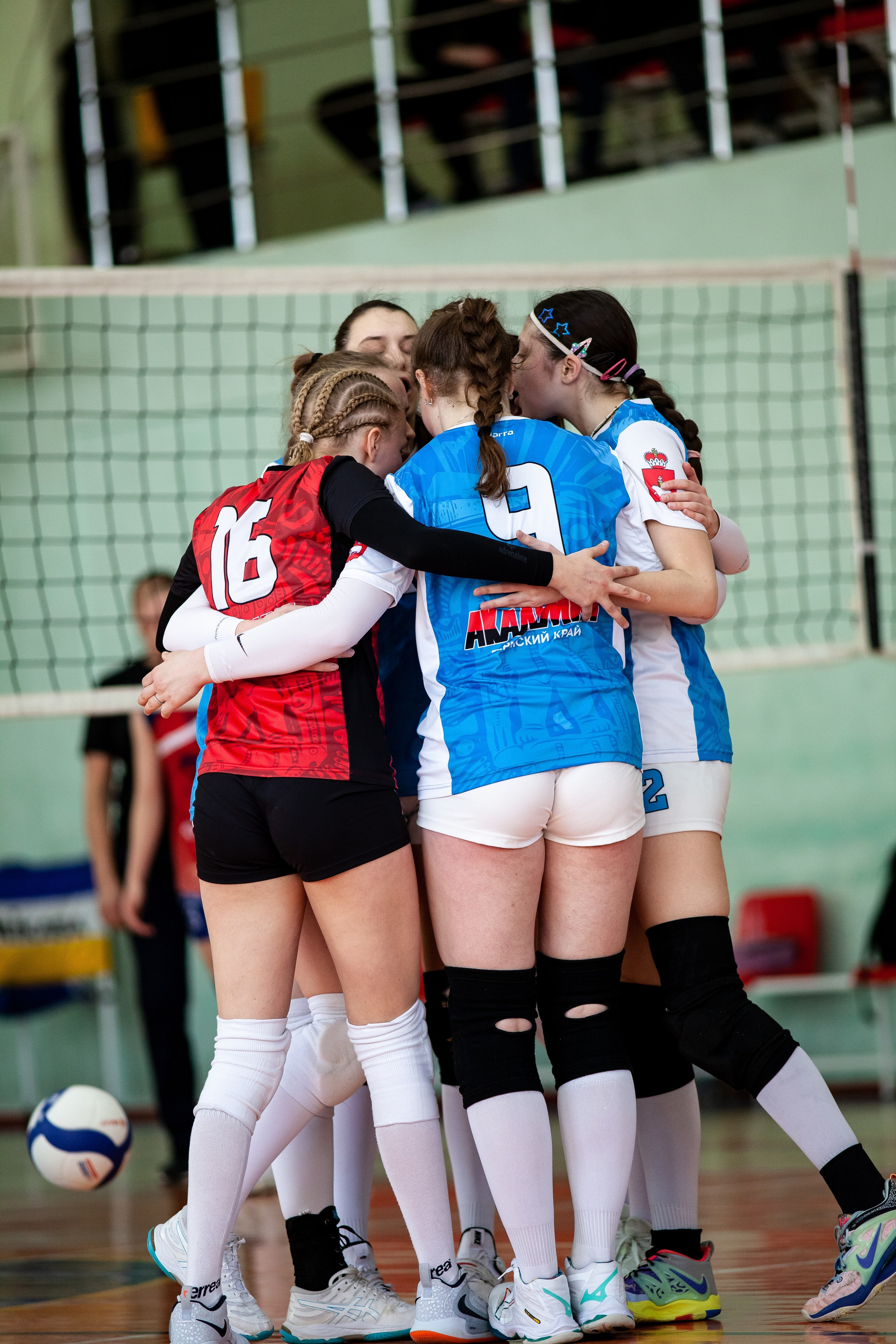 Искра (Самара) — Академия (Пермь). Фотография