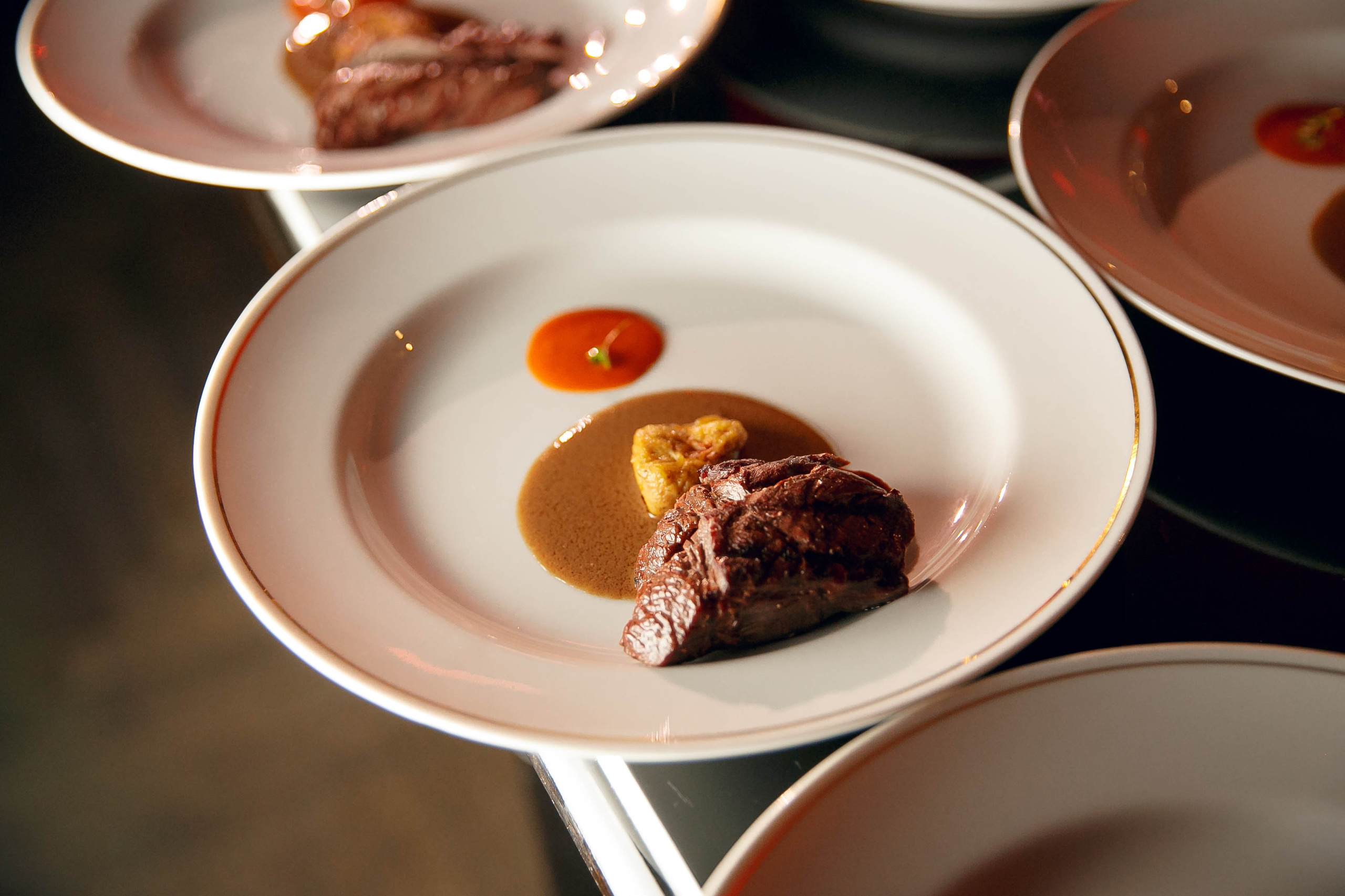 Гастроужин в «Дом культуры и отдыха». Ваш репортажный фотограф Артемий Антонов