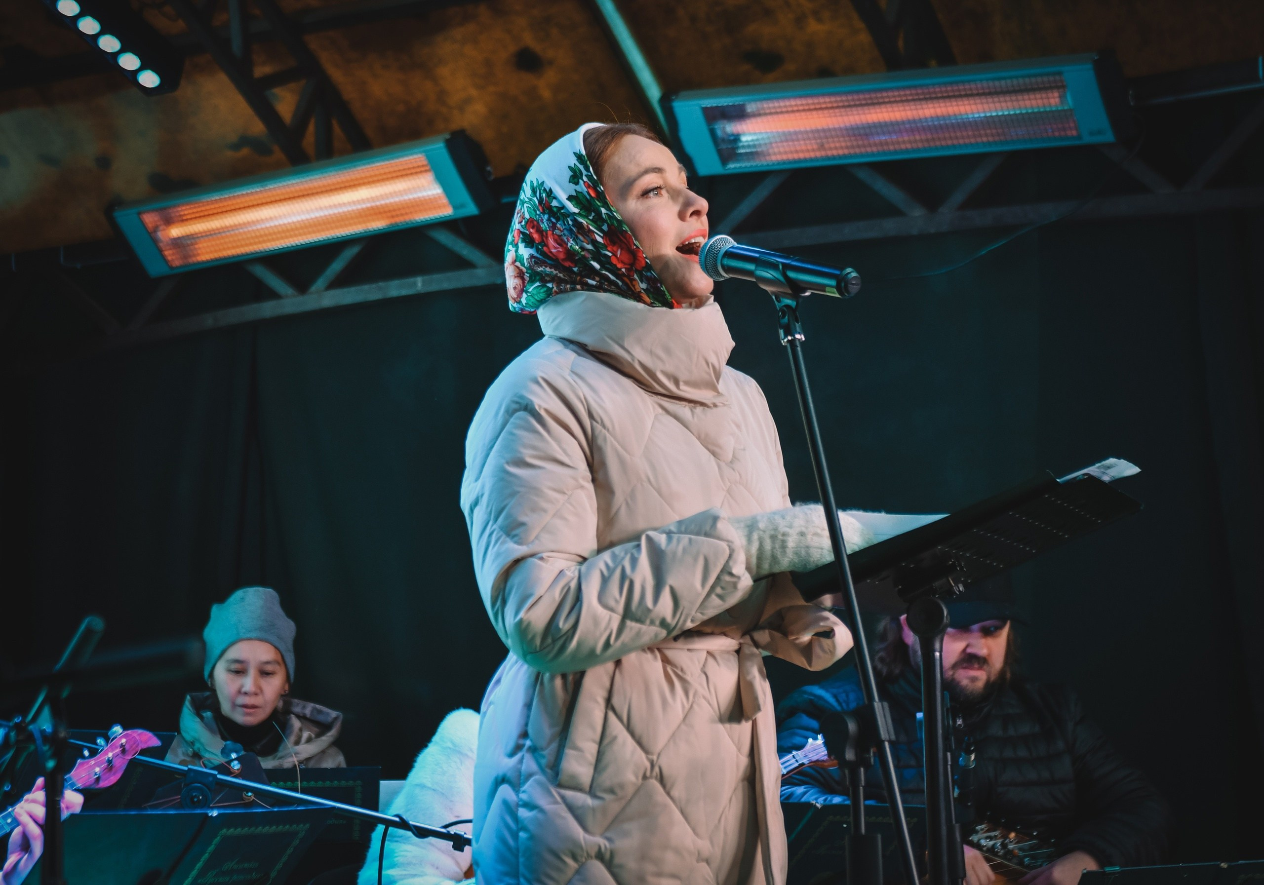 10 сосновых шишек. Kirillova Studio — мастерская декора и событий Юли Кирилловой