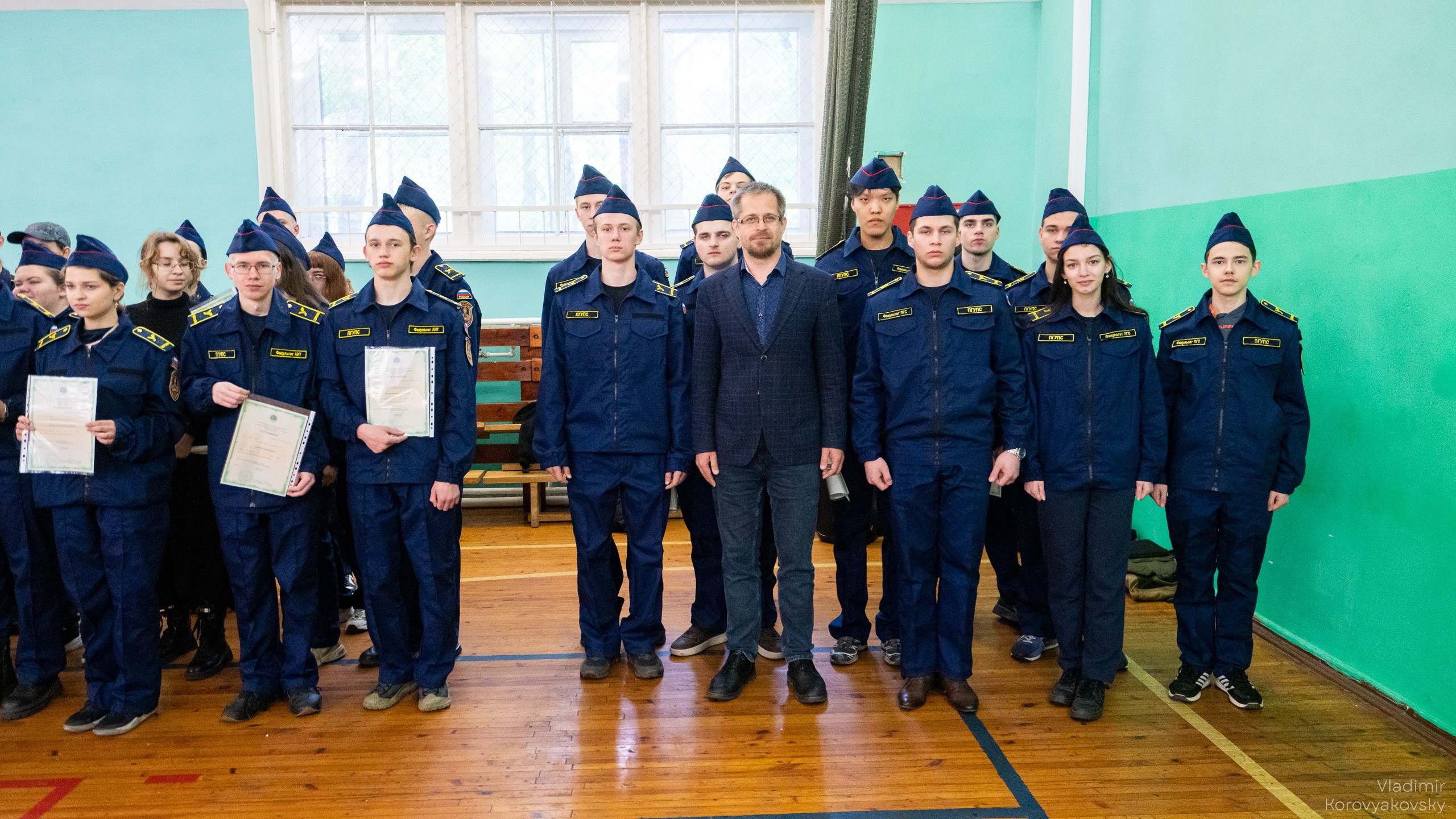 Торжественное закрытие курса военной подготовки. Фотограф Владимир Коровяковский