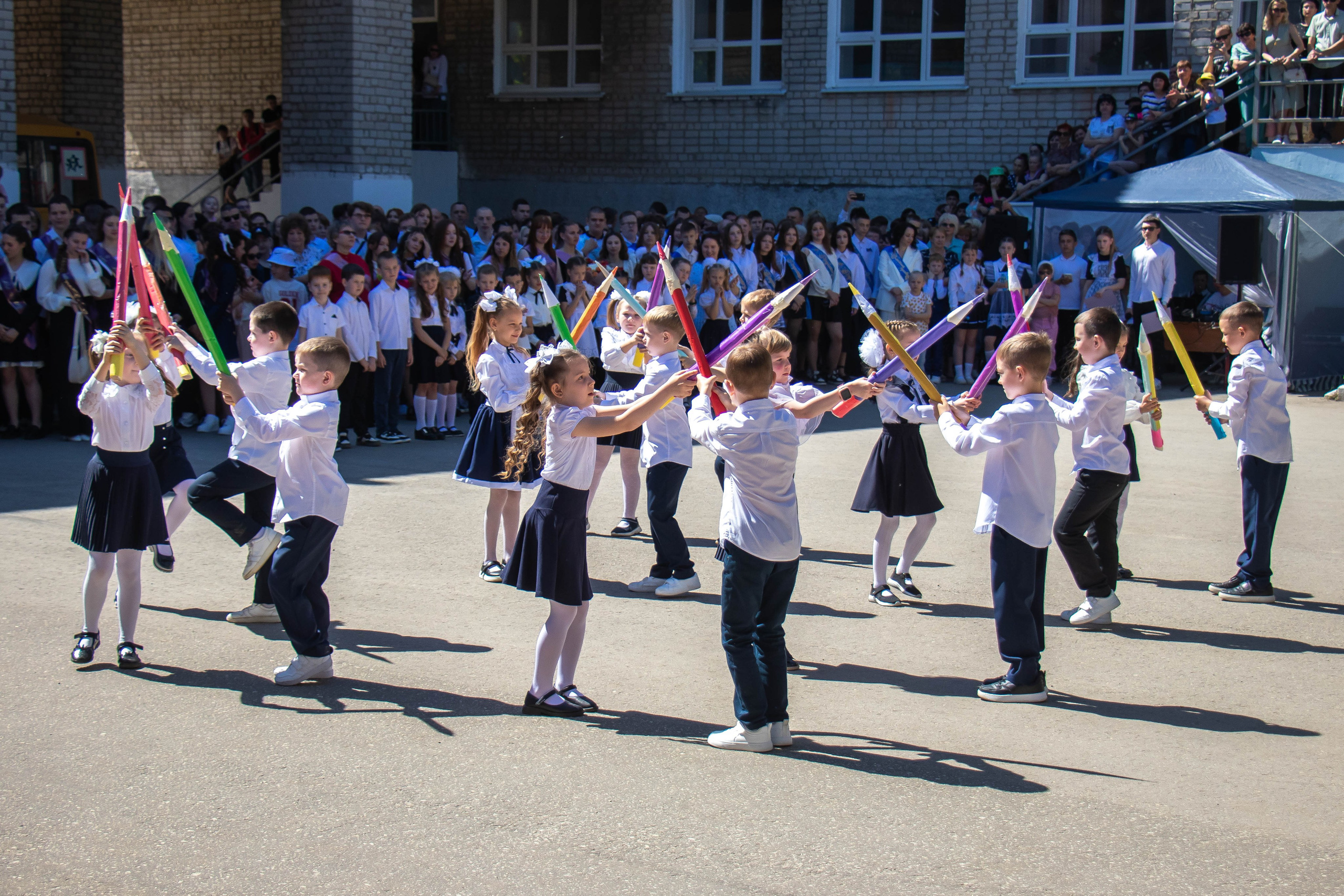 Последний звонок. Выпускные альбомы и фильмы