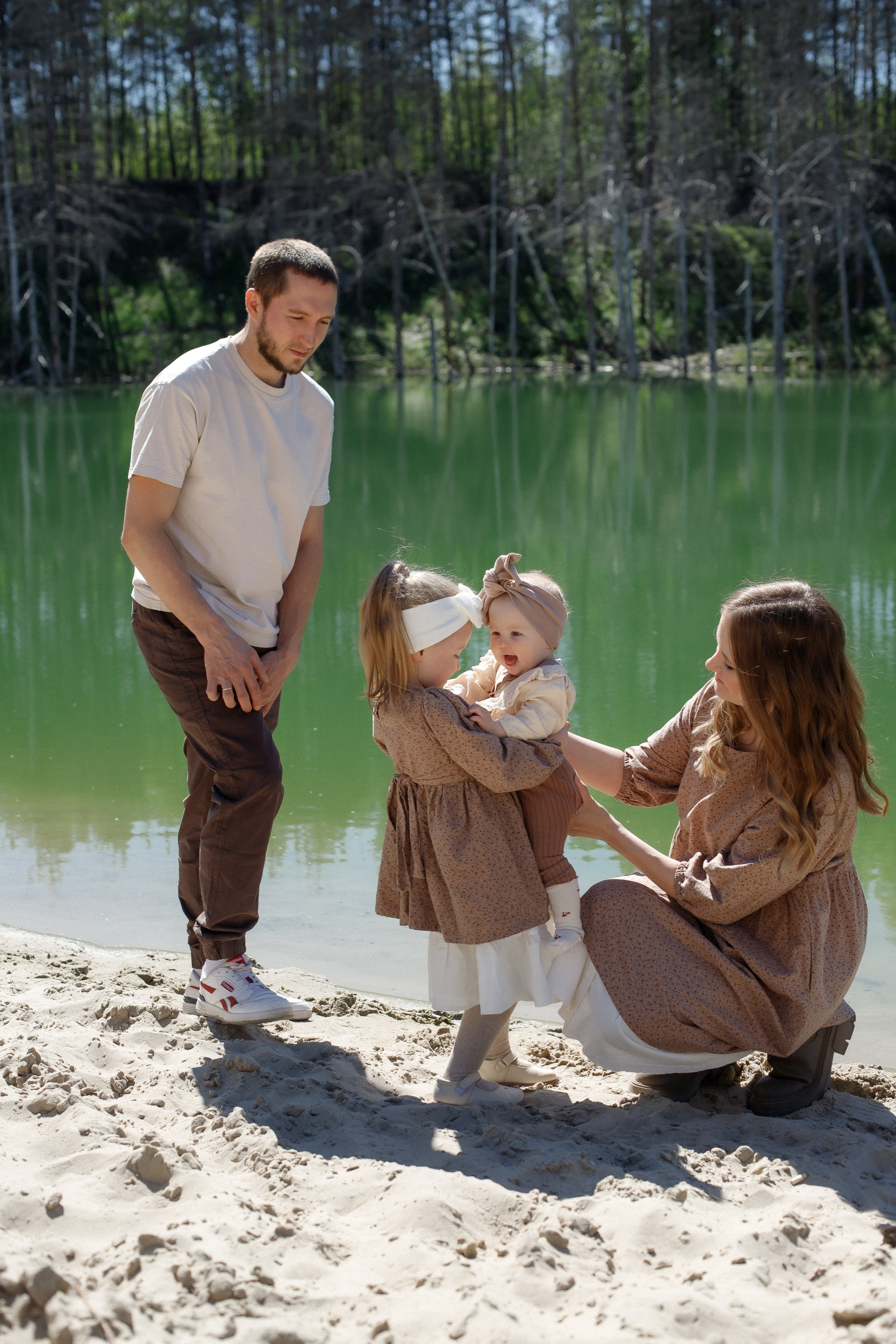 Семейная съемка на карьере. Фотограф Карпачан Анастасия