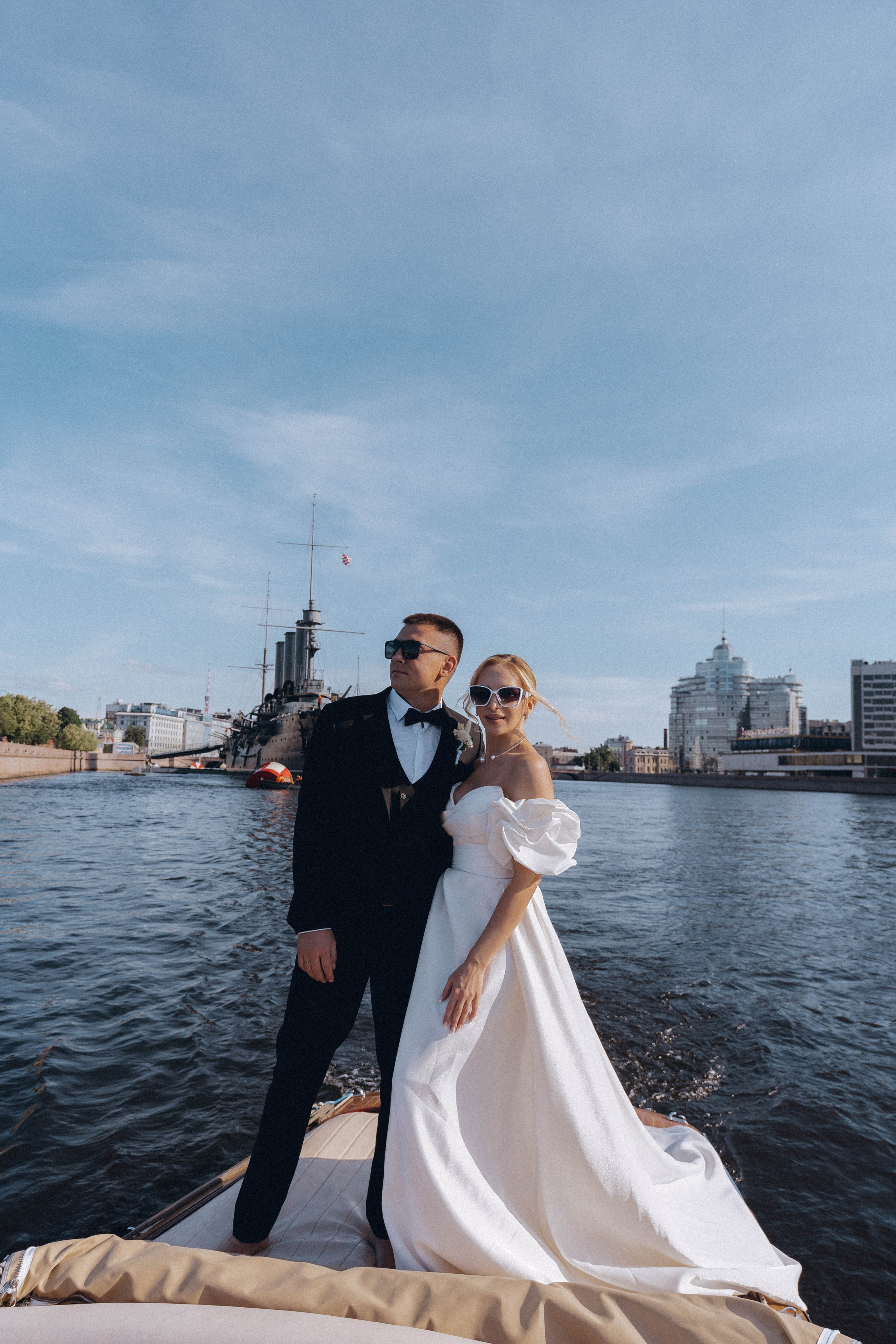 СВАДЕНБНАЯ СЬЕМКА НА КАТЕРЕ ПО КАНАЛАМ САНКТ-ПЕТЕРБУРГА И В АКВАТОРИИ НЕВЫ. Профессиональный фотограф, Санкт-Петербург — Виктория Богомолова