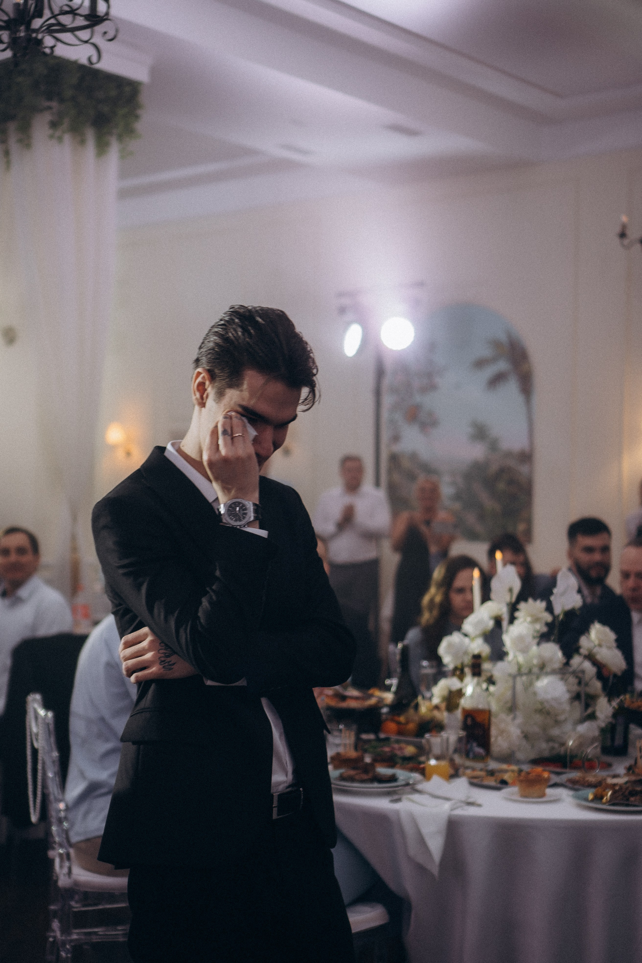 СВАДЕБНАЯ СЬЕМКА СБОРОВ В ОТЕЛЕ И ВЫЕЗД НА ЦЕРЕМОНИЮ (СНЯТО В СИБИРЕ В НИЖНЕВАРТОВСКЕ). Профессиональный фотограф, Санкт-Петербург — Виктория Богомолова