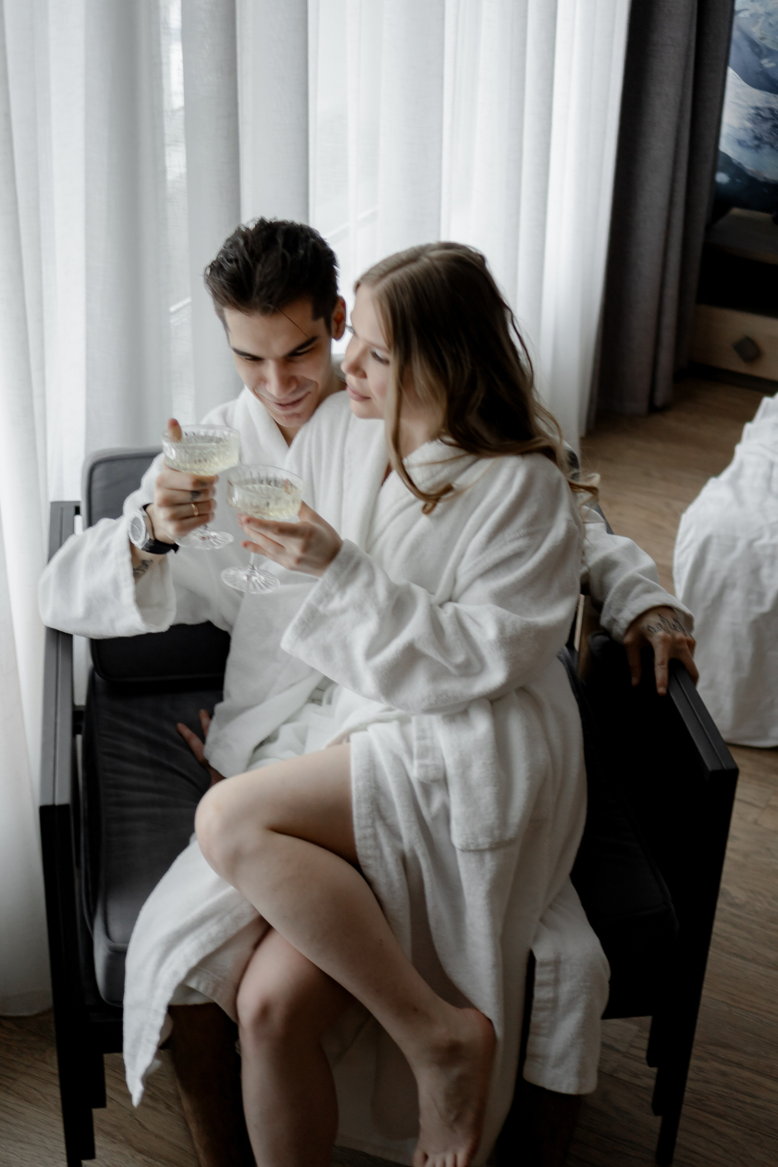 УТРО ЖЕНИХА И НЕВЕСТЫ (СНЯТО В СИБИРЕ В НИЖНЕВАРТОВСКЕ). Профессиональный фотограф, Санкт-Петербург — Виктория Богомолова