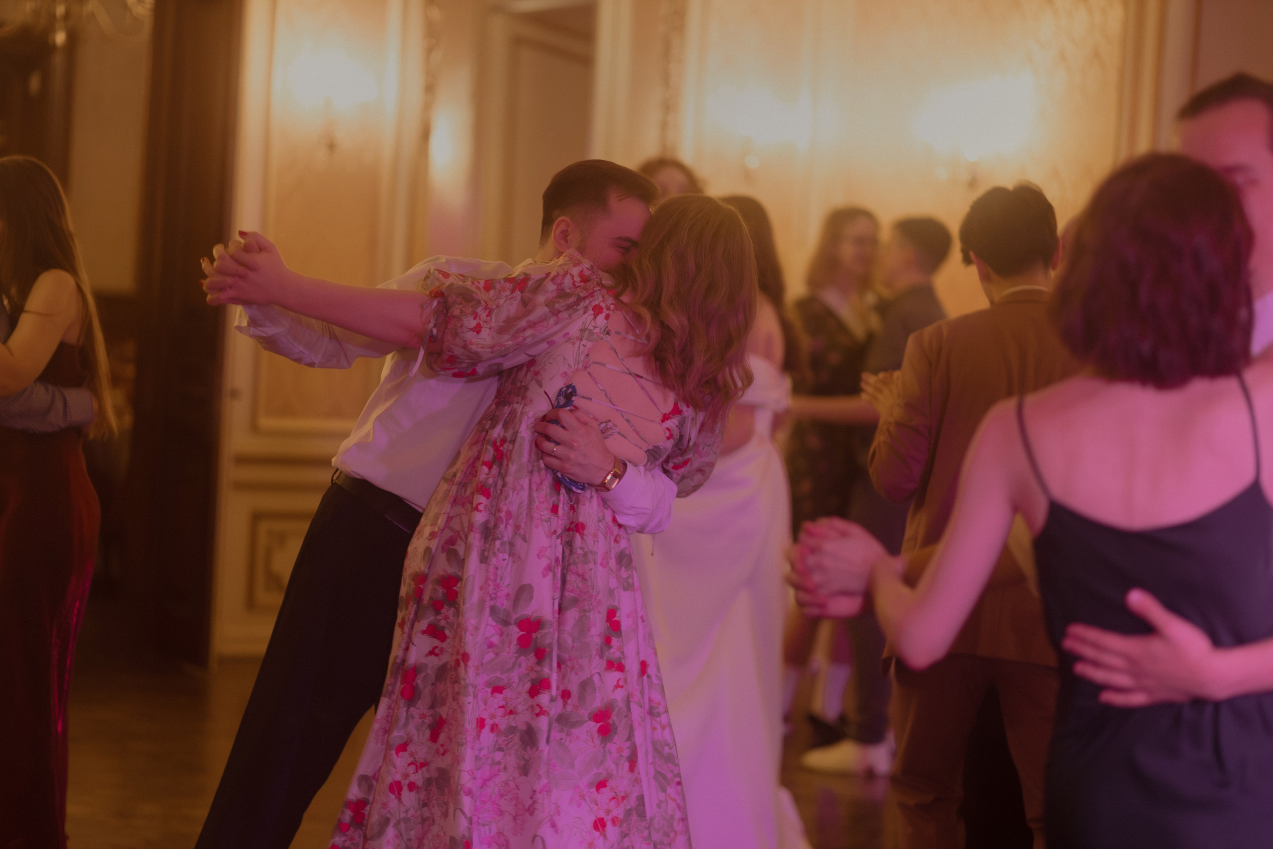 Welcome back to your own dinner party. Фотограф Лия Козловская Минск