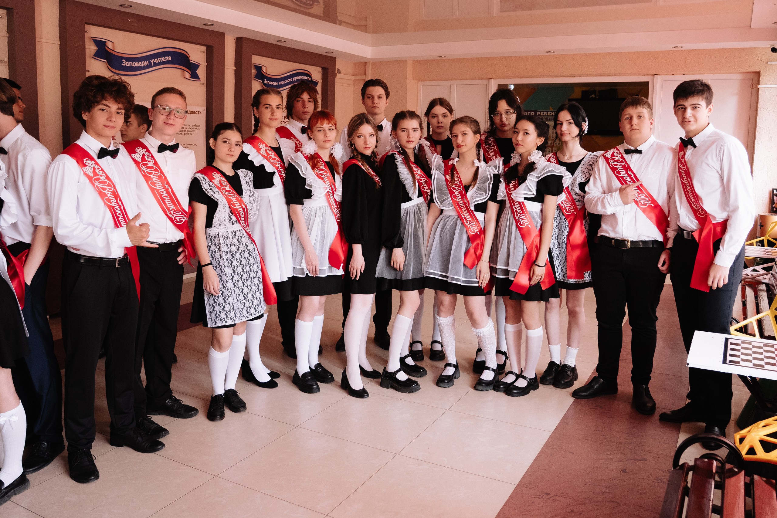 11 класс 40 школа. Выпускные альбомы Натальи Бутко: Новороссийск, Анапа, Геленджик