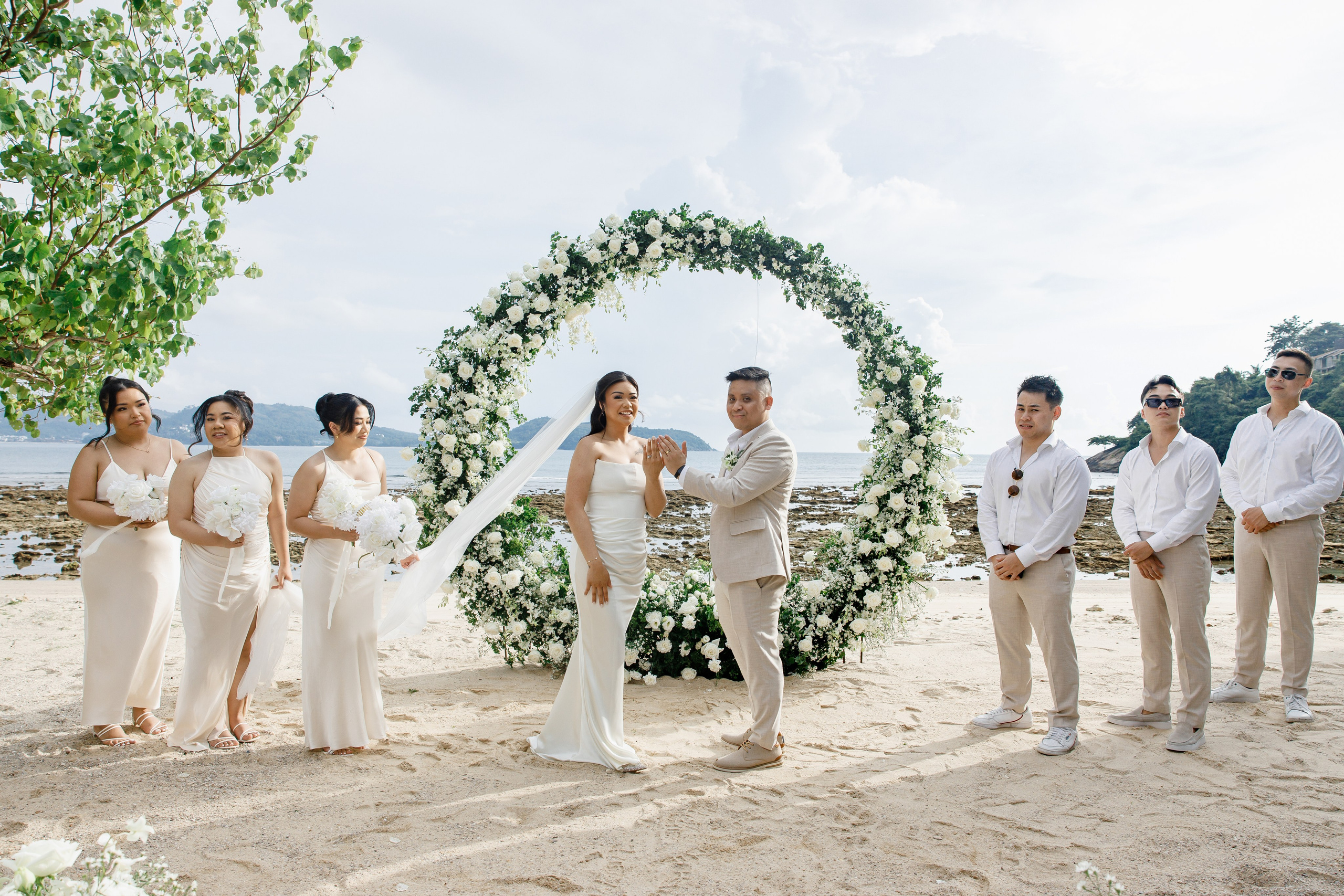 Wedding in Phuket at the Thavorn Hotel. Photographer in Phuket. Photographer Thailand