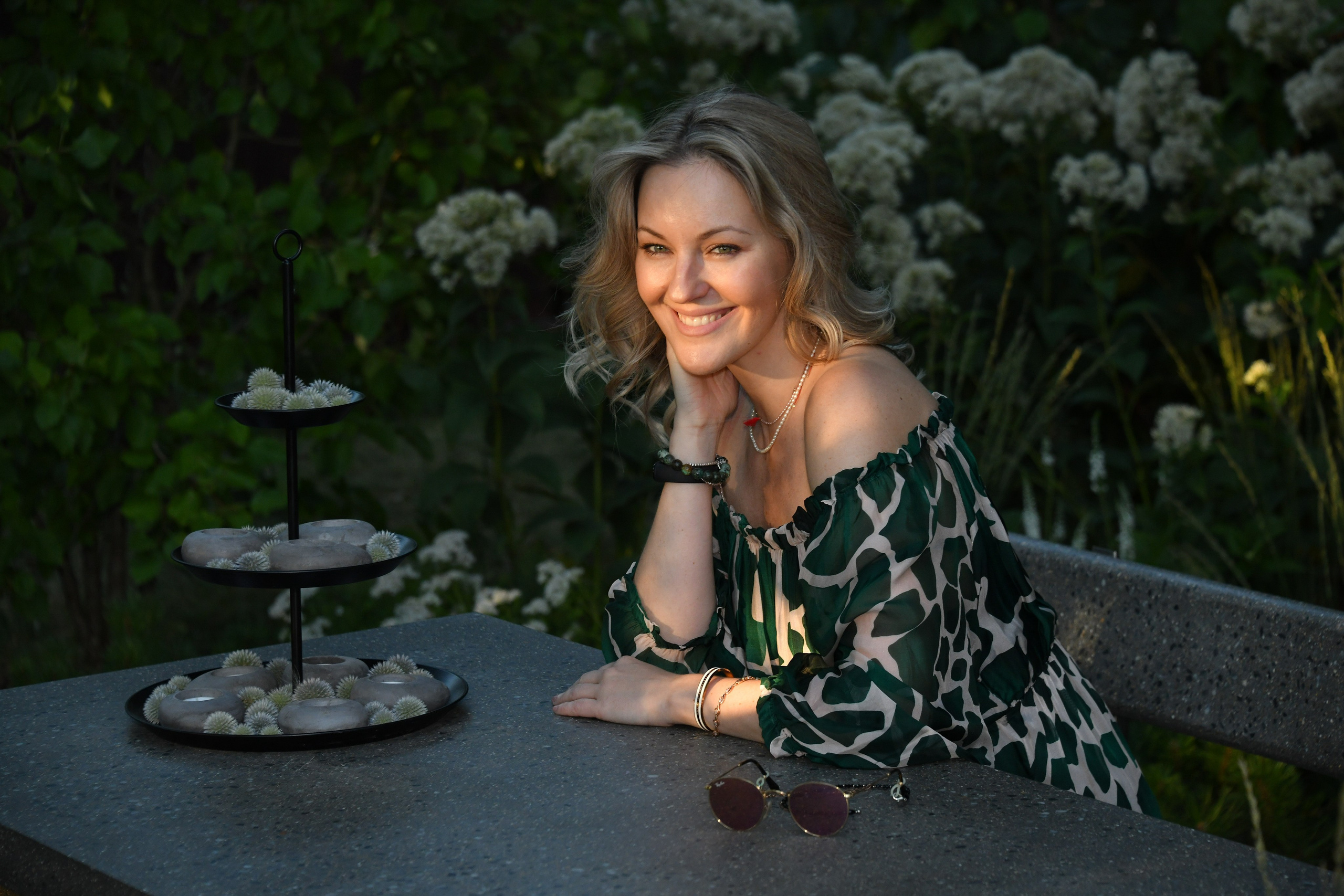 актриса Яна Крайнова