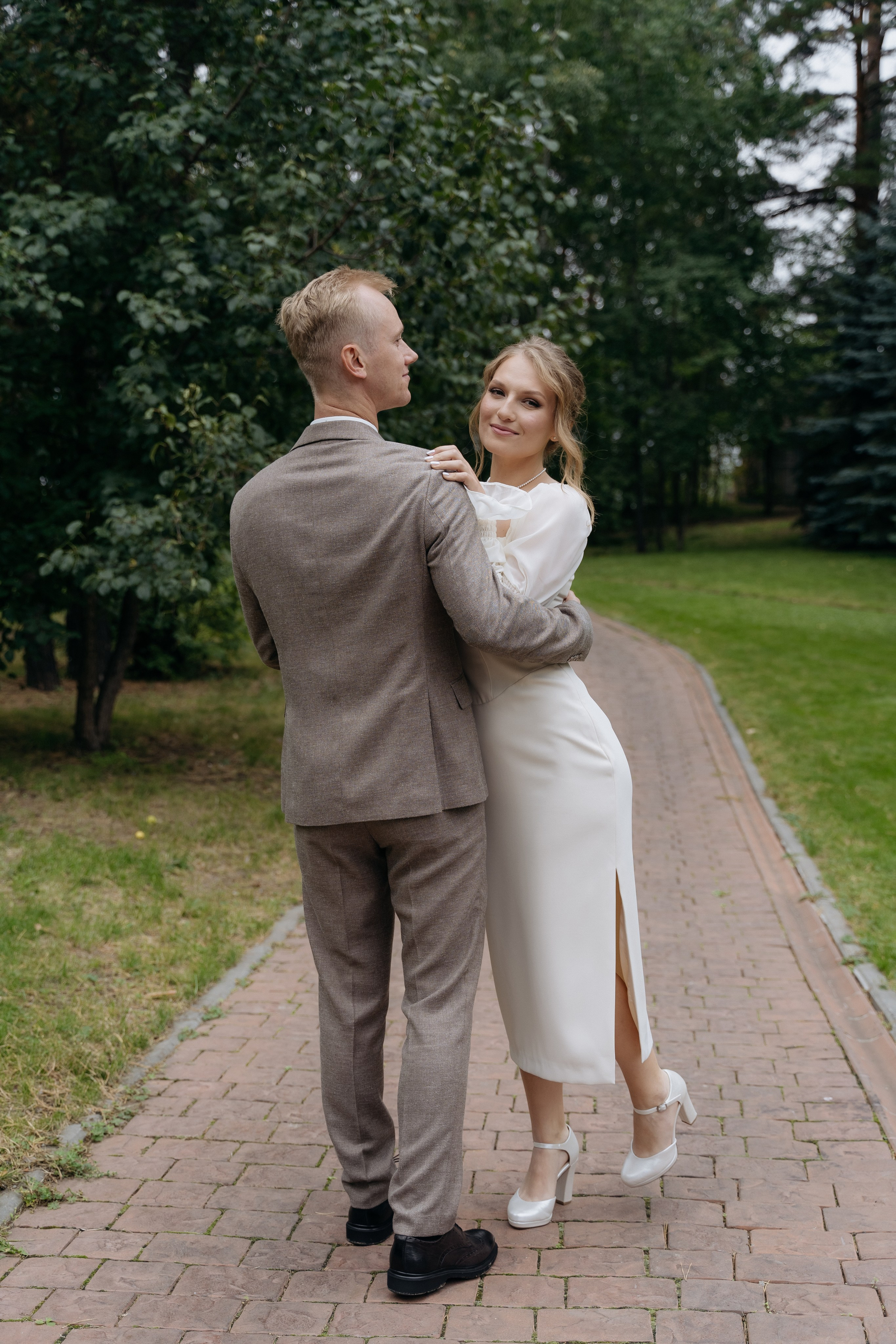 Саша и Даша. Свадебный и семейный фотограф в Новосибирске Наталья Зорина