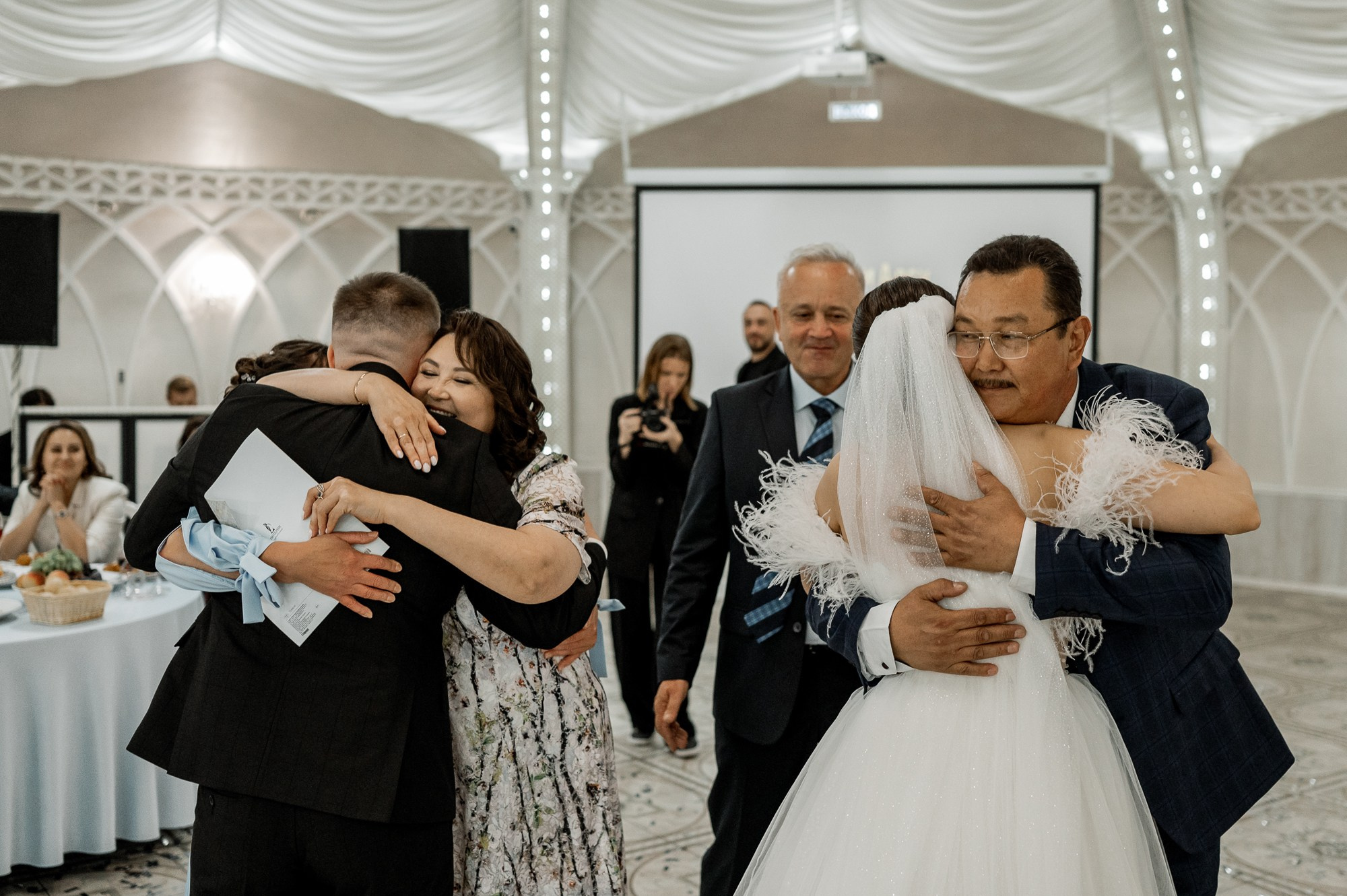 Денис и Алсу. Свадебный фотограф в Тюмени Анастасия Конева