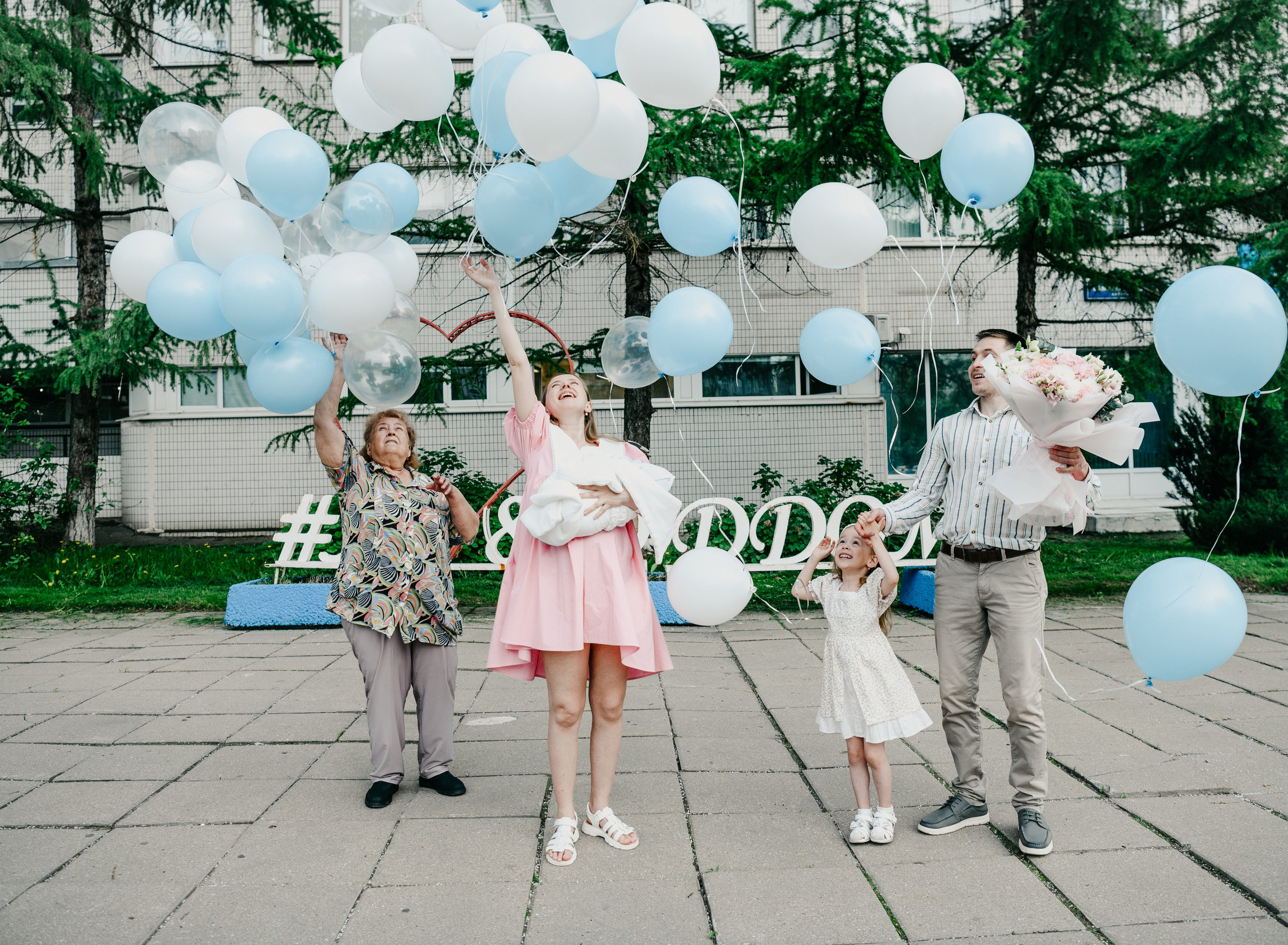 Выписка Ивана. Фотограф на выписку из роддома в Москве и МО