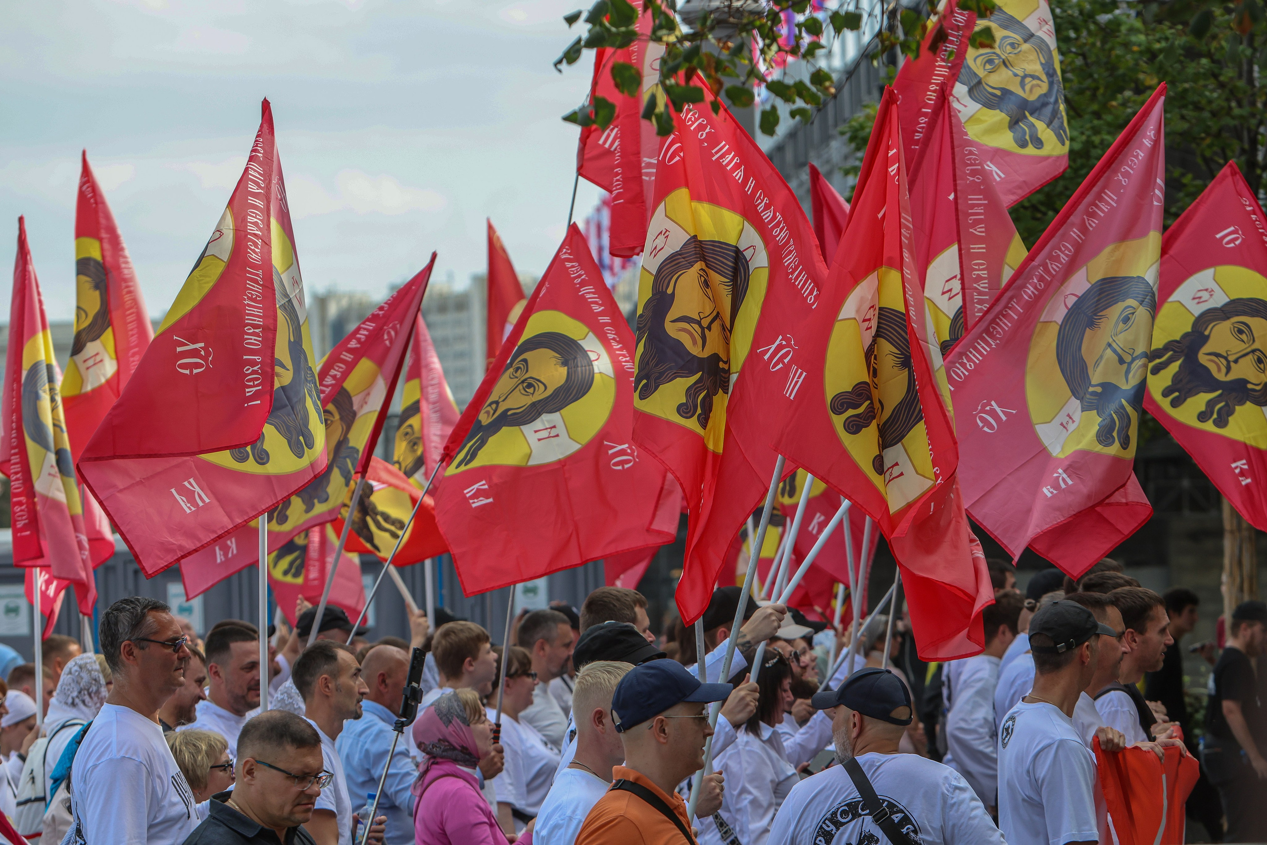 Общегородской Крестный ход. Фотограф Сергей Ловкий