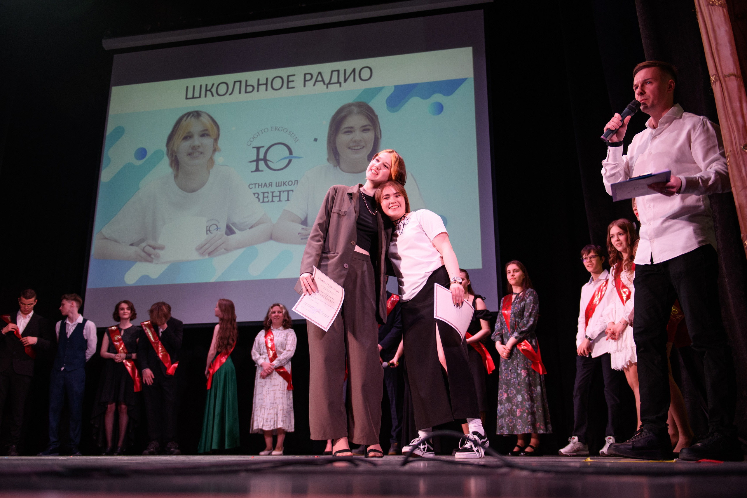 Фотосъёмка торжественного вечера выпускников. Организация и проведение фотосъемок в Санкт-Петербурге. Фотограф Смирягин Илья