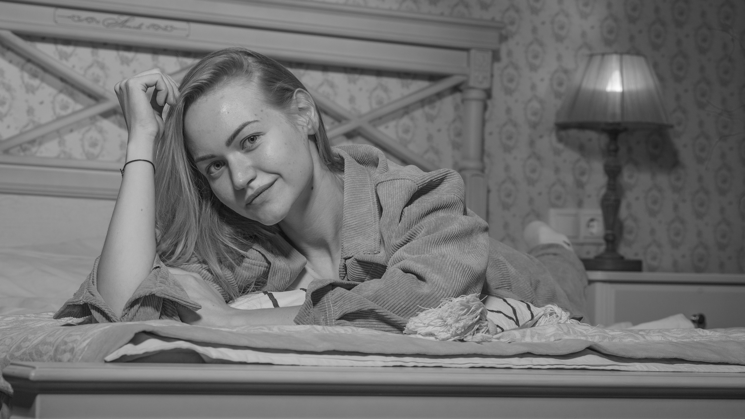 Полина на съемной хате. Студийный и свадебный фотограф в Бузулуке и Самаре Савельев Евгений