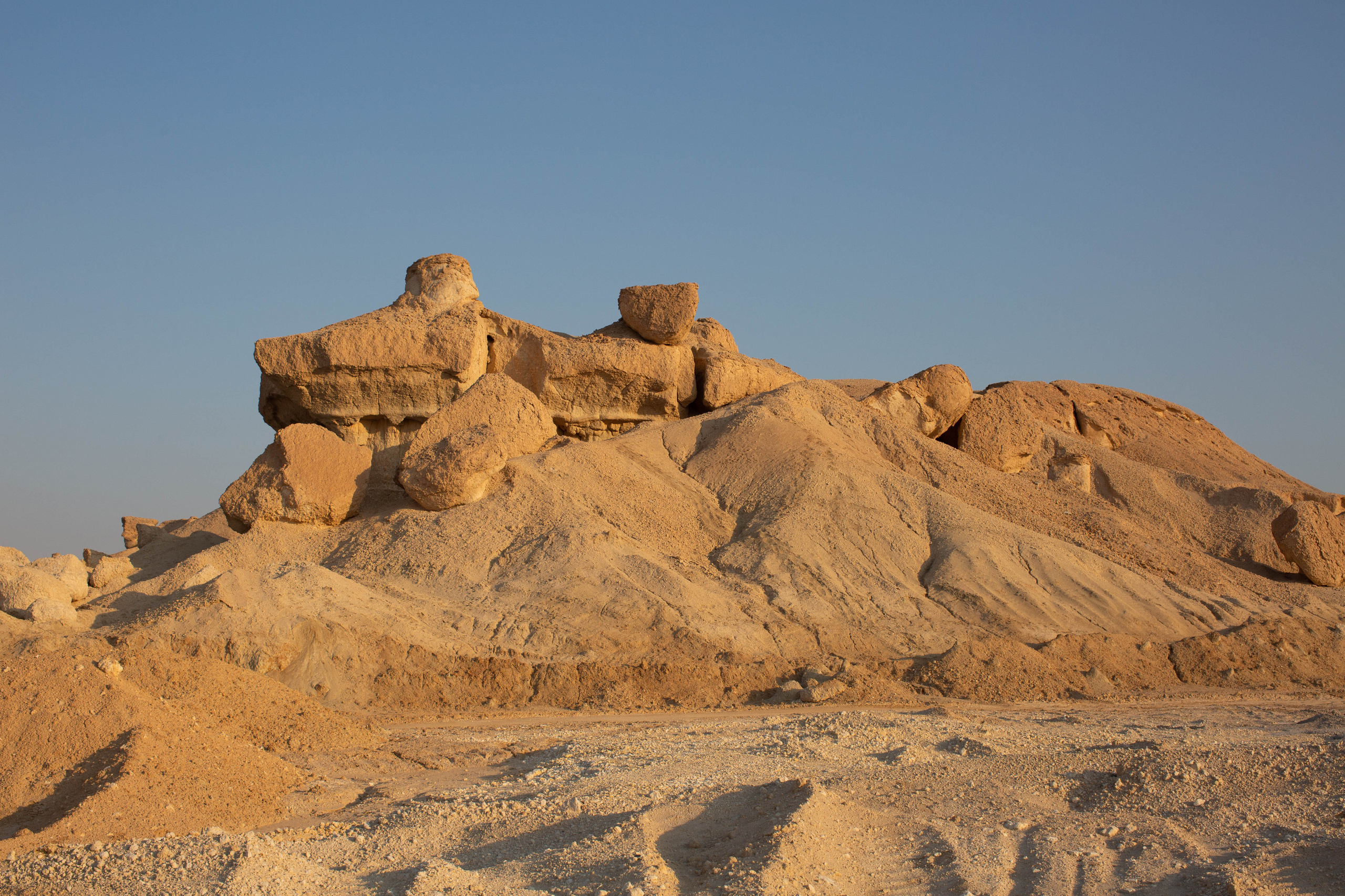 Выставка ''Черный ящик'' с 16 марта по 16 апреля 2021 года