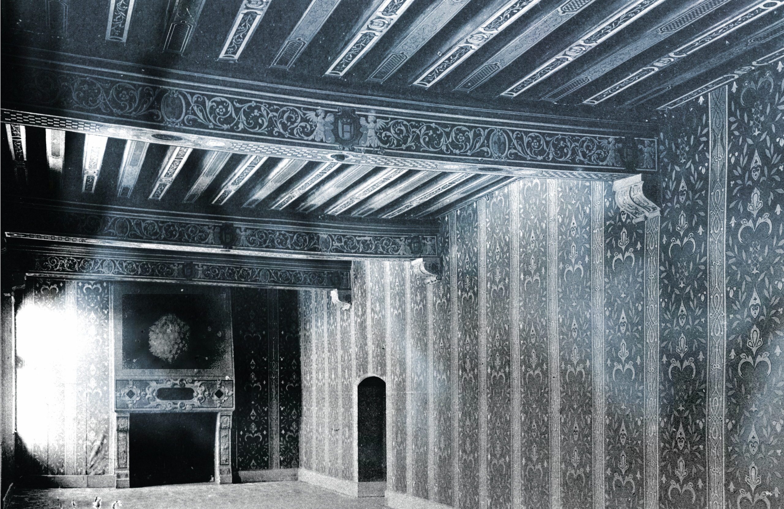 Выставка ''Черный ящик'' с 16 марта по 16 апреля 2021 года