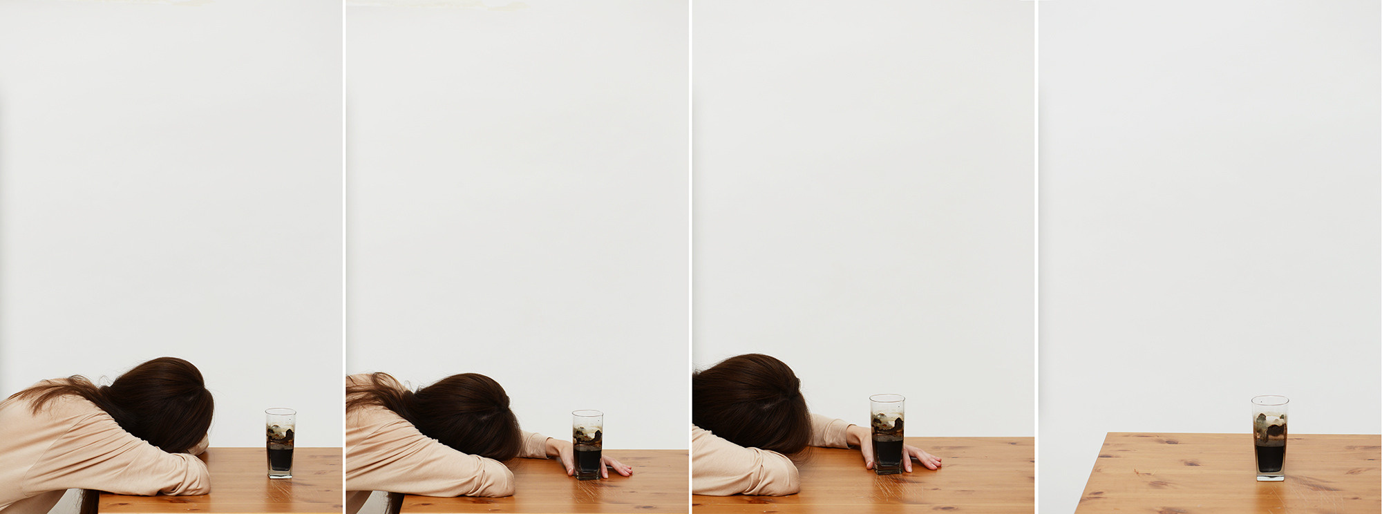 Выставка ''Черный ящик'' с 16 марта по 16 апреля 2021 года