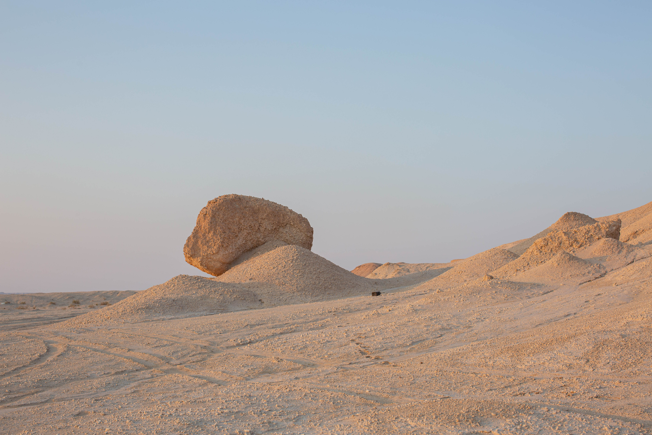 Выставка ''Черный ящик'' с 16 марта по 16 апреля 2021 года