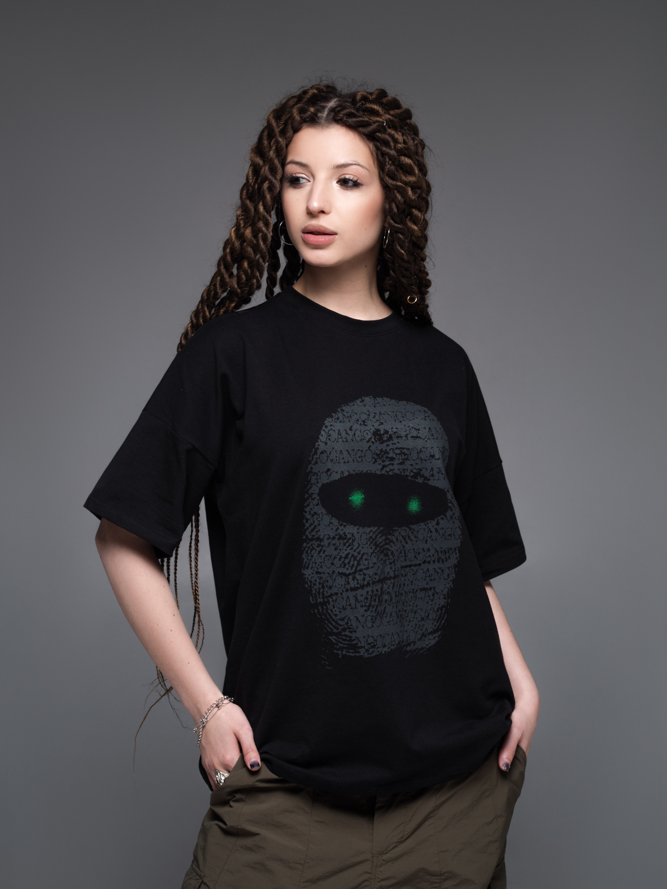 КАТАЛОГ | серый фон. RUNA production — стильные съемки для брендов