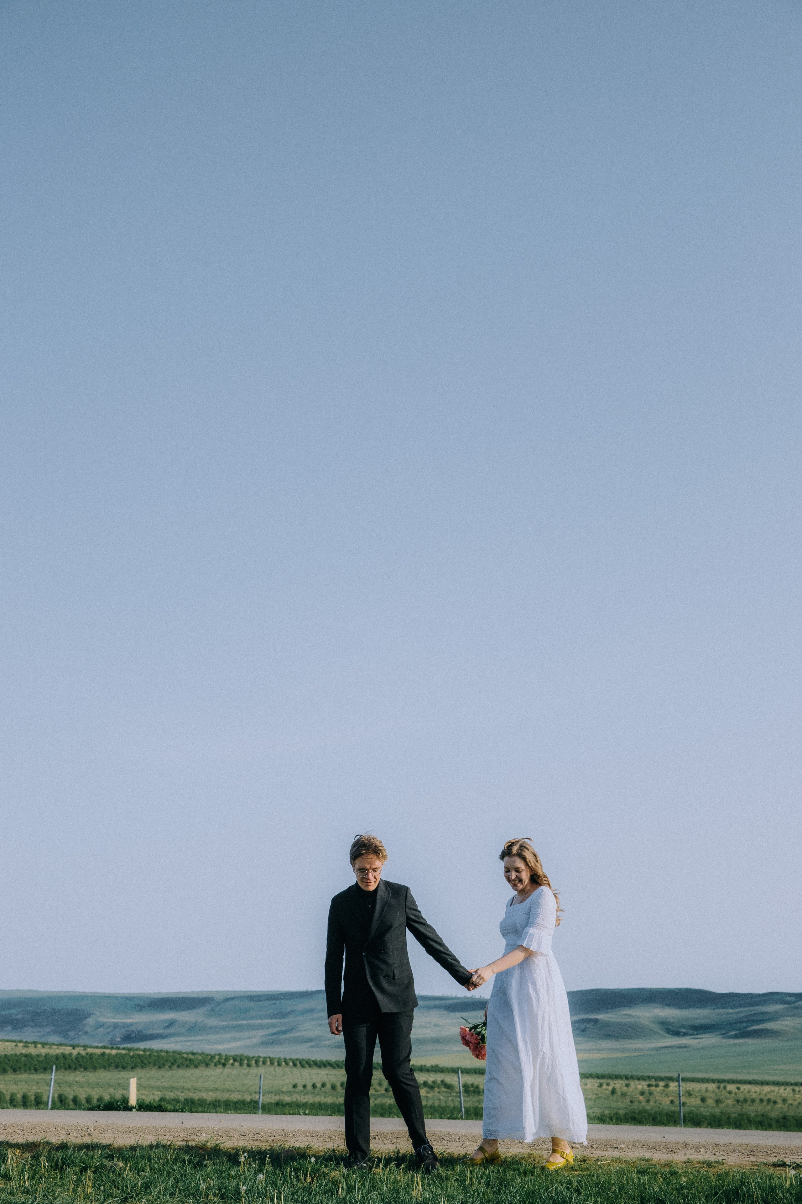 Свадебная фотосессия в Гареджийской пустыни в Грузии. Свадебный фотограф Грузия Тбилиси