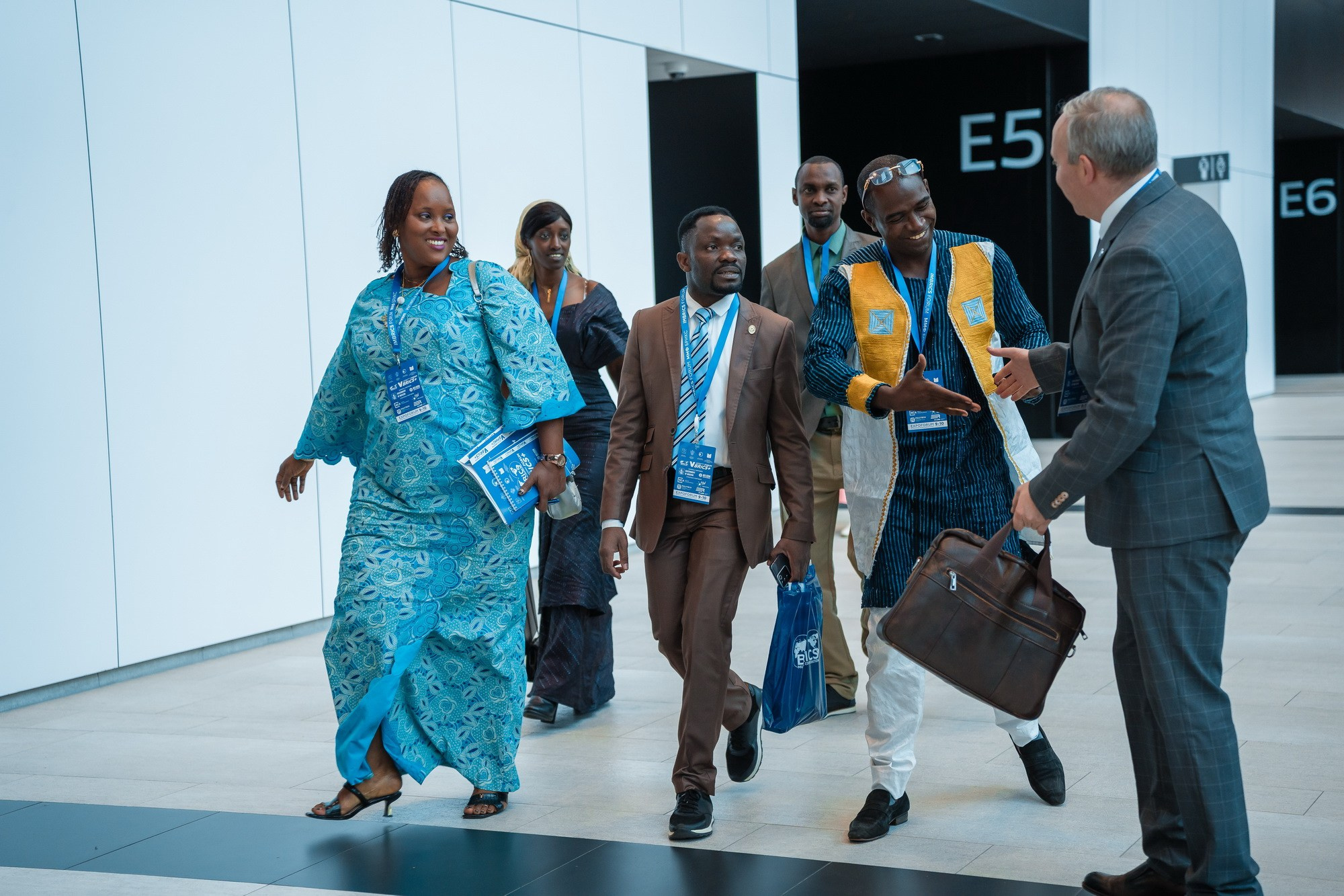 V ММФ БРИКС+ 2023. Фотограф Сергей Лукьяненко