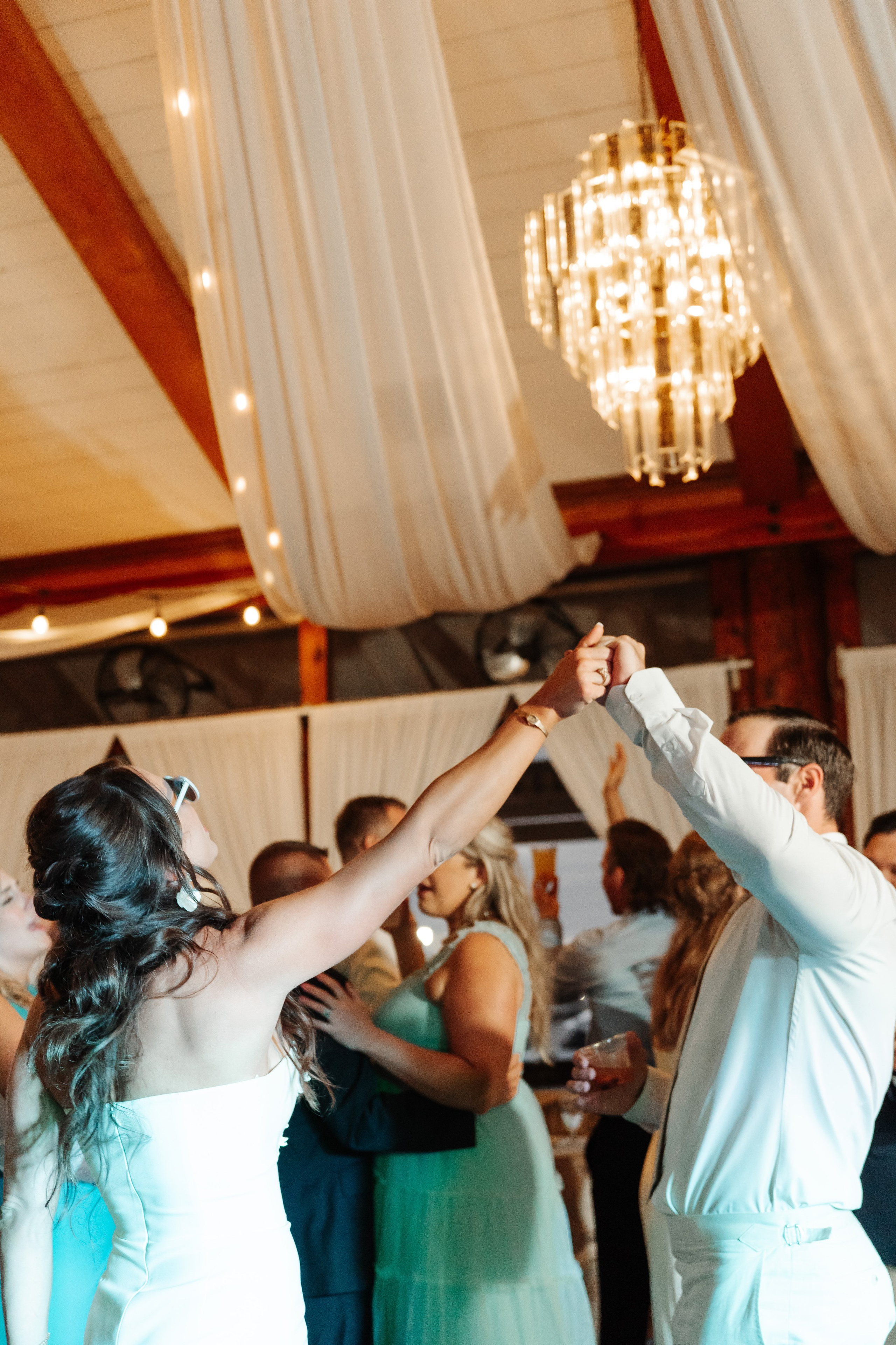 2025-08-16_BryanAmber. Ретушер Зенькевич Света