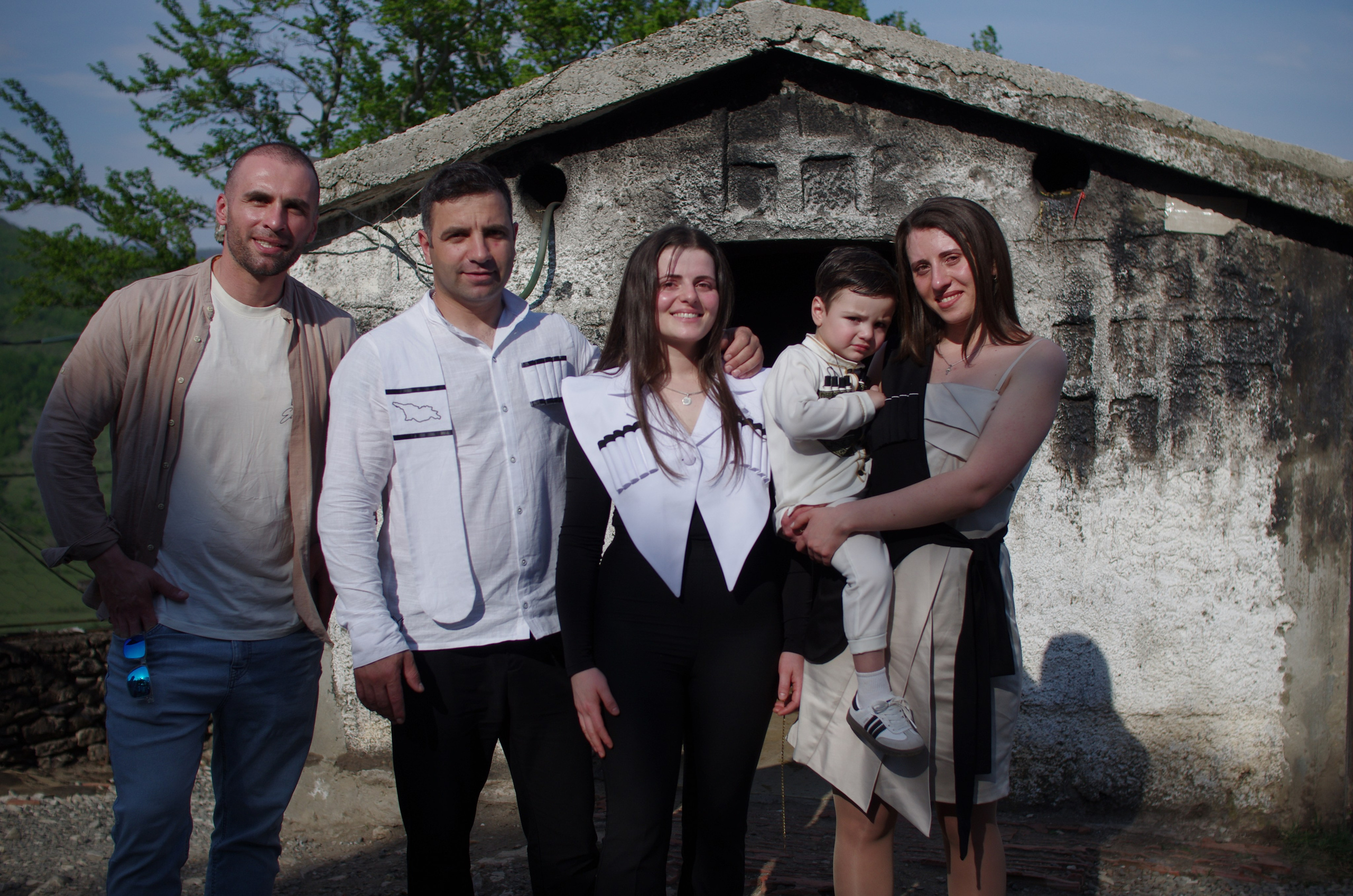 Крещение в Церкви Святого Георгия в Гогни. Портретный фотограф Денис Милютин