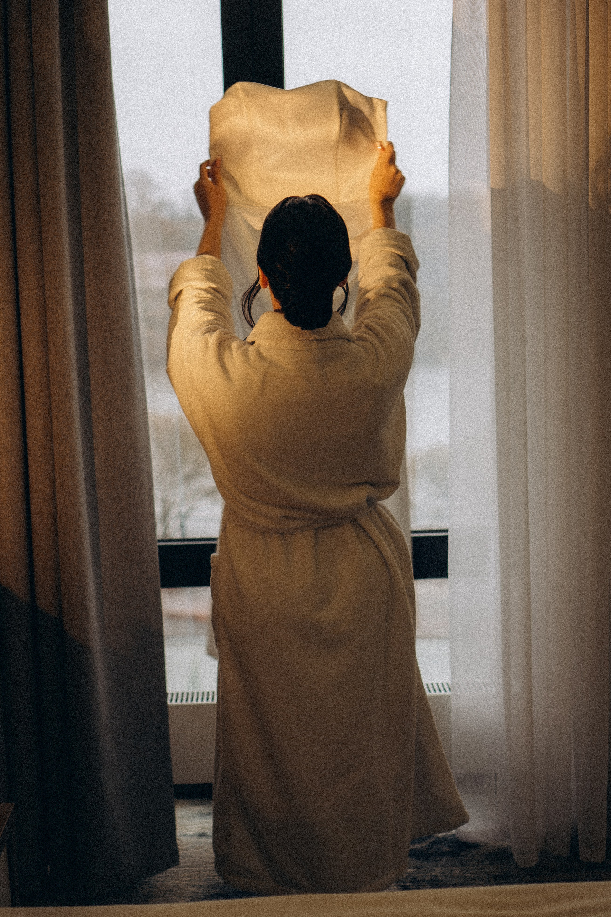 СВАДЕБНАЯ СЬЕМКА СБОРОВ ЖЕНИХА И НЕВЕСТЫ В ОТЕЛЕ И ТАКЖЕ ФОТОСЕССИИЯ В ОТЕЛЕЕ МЕГАПОЛИС БРЯНСК. Профессиональный фотограф, Санкт-Петербург — Виктория Богомолова