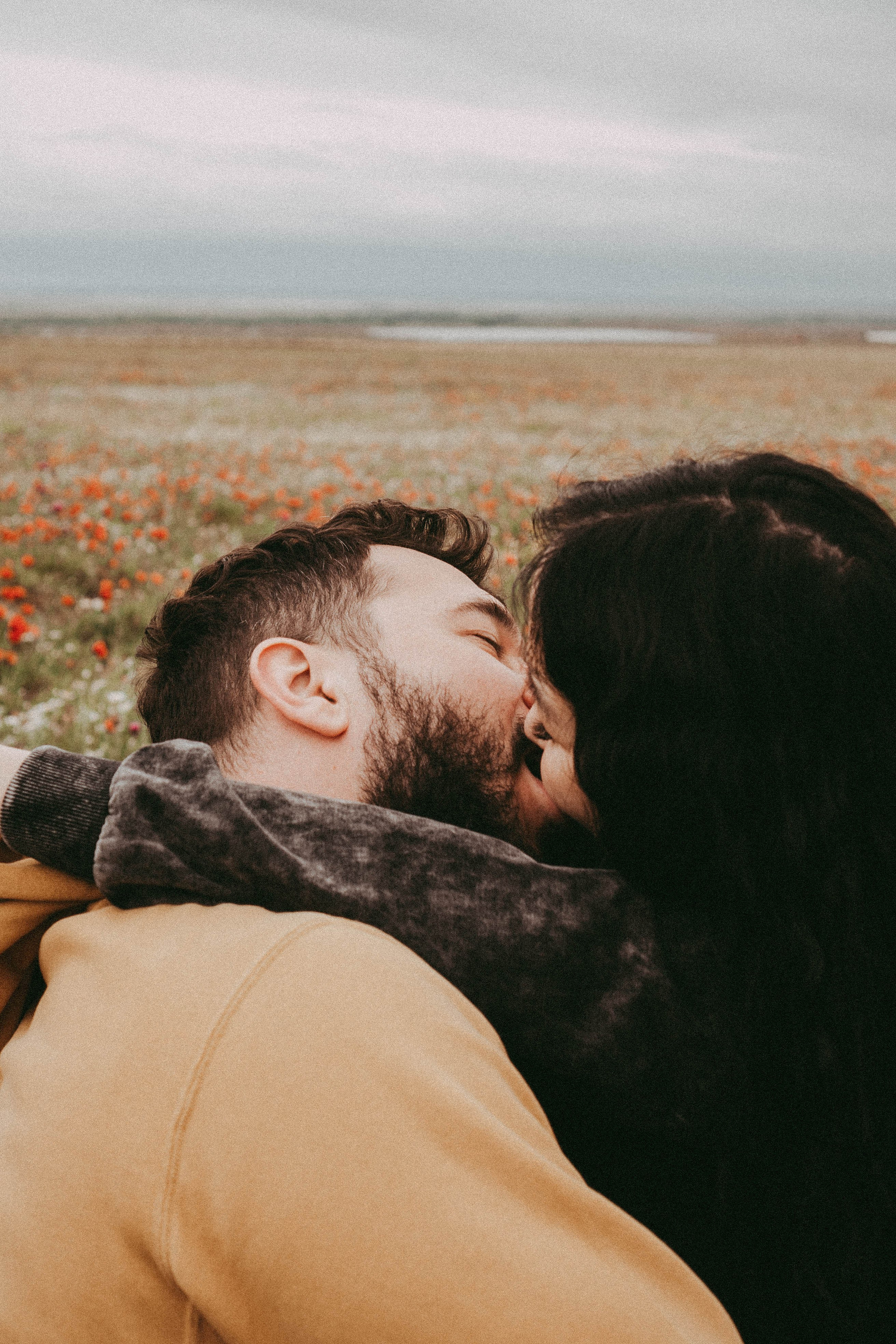 Любовь в маковом поле. Профессиональный фотограф, Санкт-Петербург — Виктория Богомолова