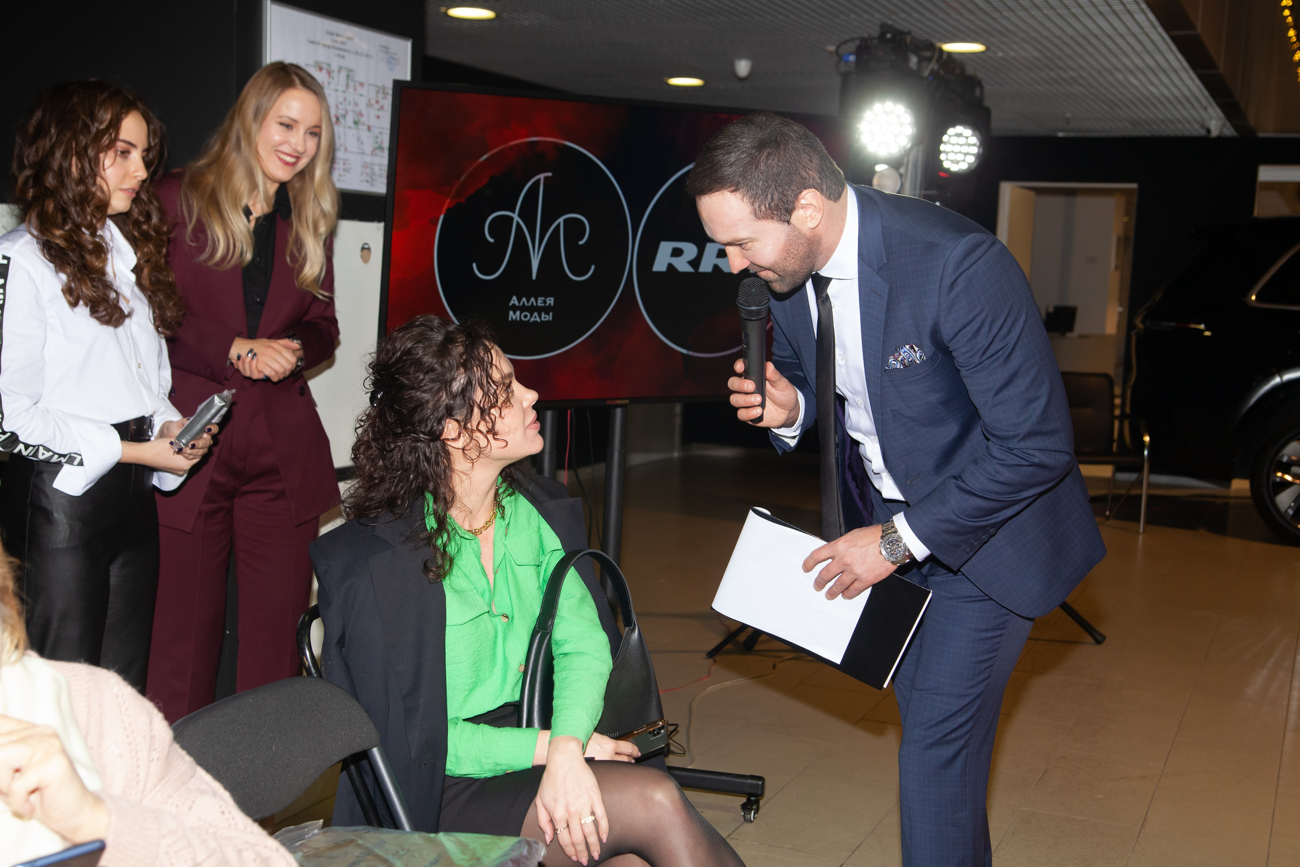 Аллея моды. 22 декабря 2023 г. RRT Пулково. Портретный фотограф в СПб Ирина Маринина