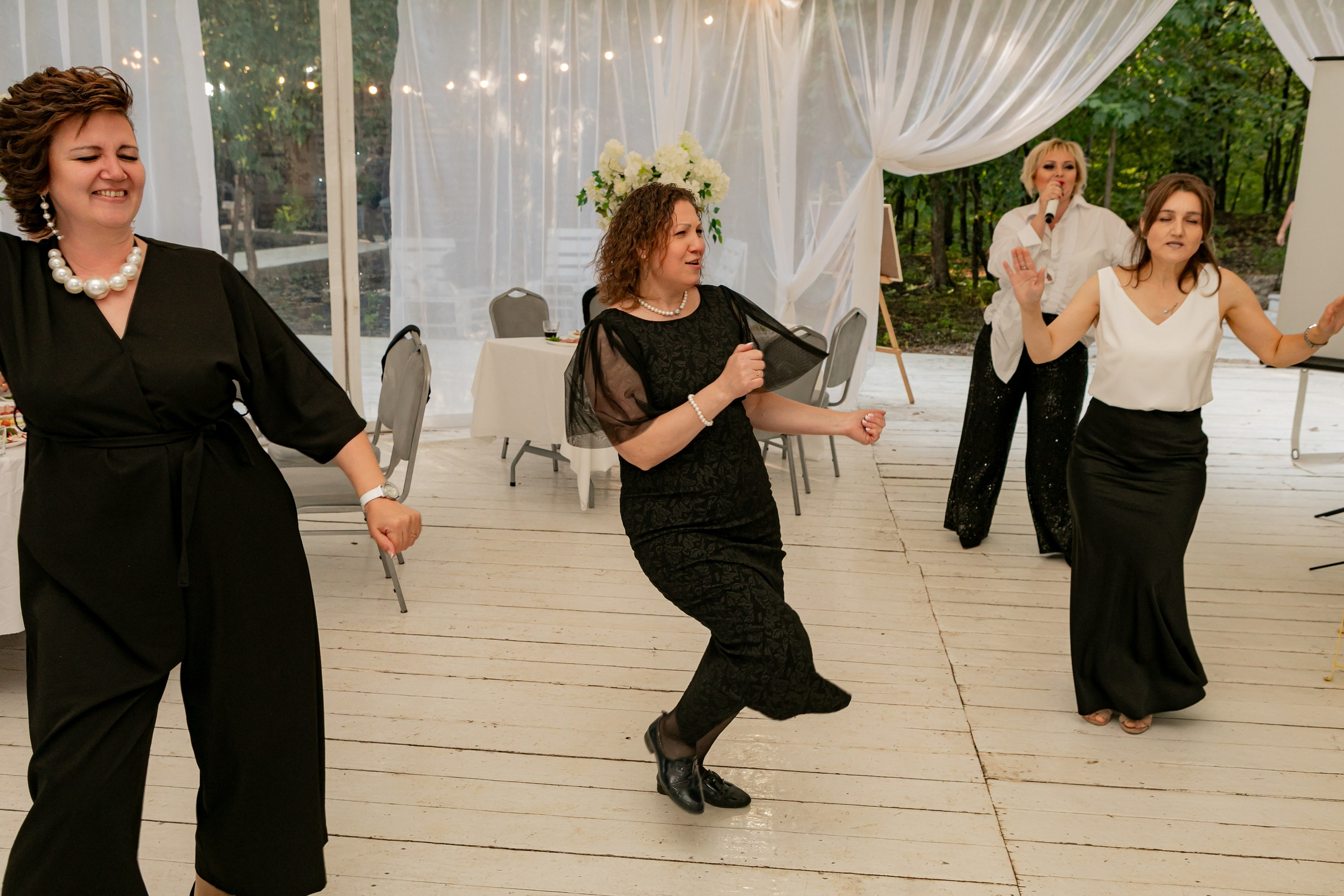 Свадьба Александра и Кристины. Ведущая праздников и мероприятий Ирина Гумерова