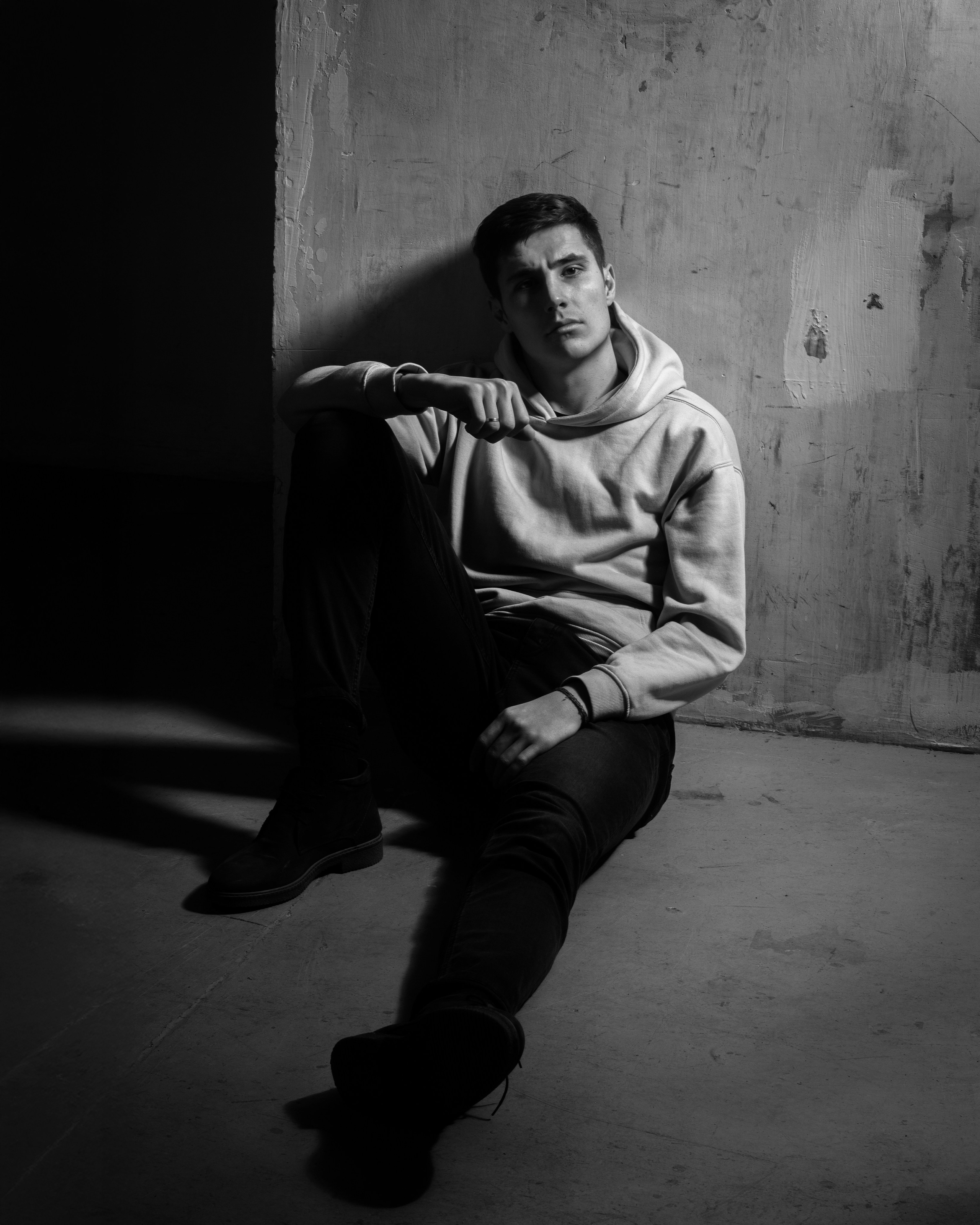 Мужской портрет. Визуальный дизайнер из Санкт-Петербурга Айси Клусова