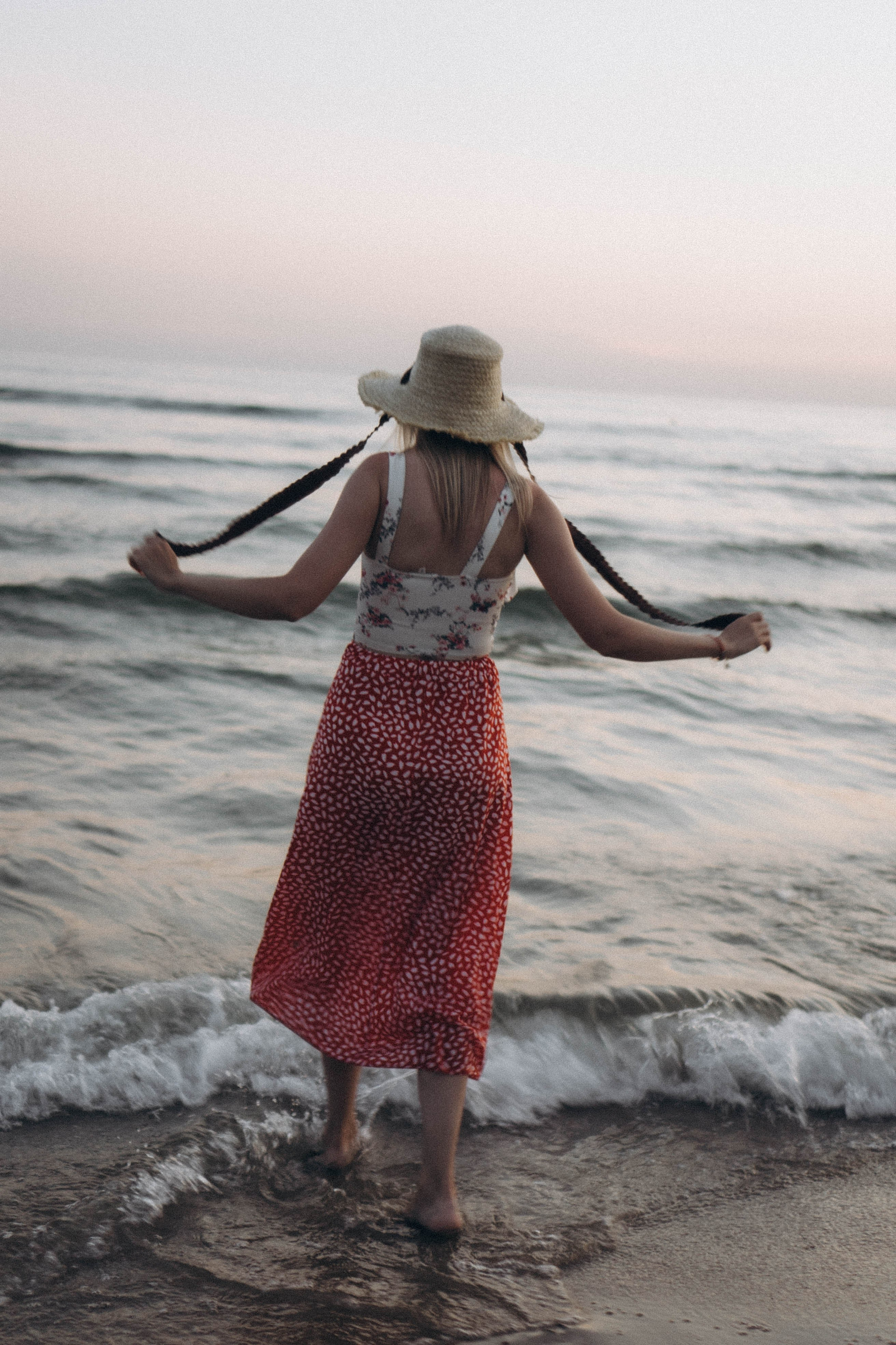 Июльский вечер на берегу черного моря. Профессиональный фотограф, Санкт-Петербург — Виктория Богомолова