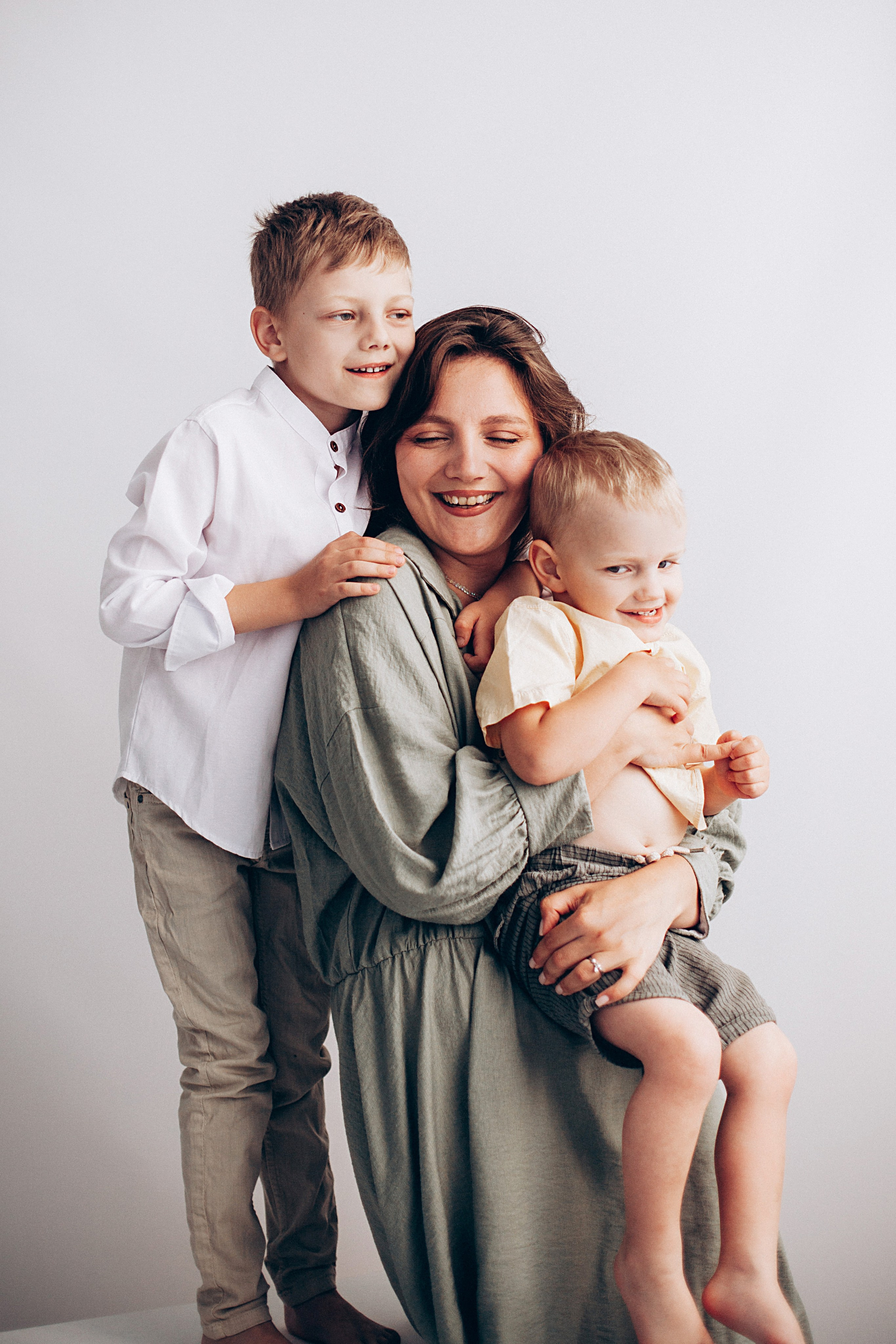 Ангелина и мальчики. Репортажный и детский фотограф в Минске