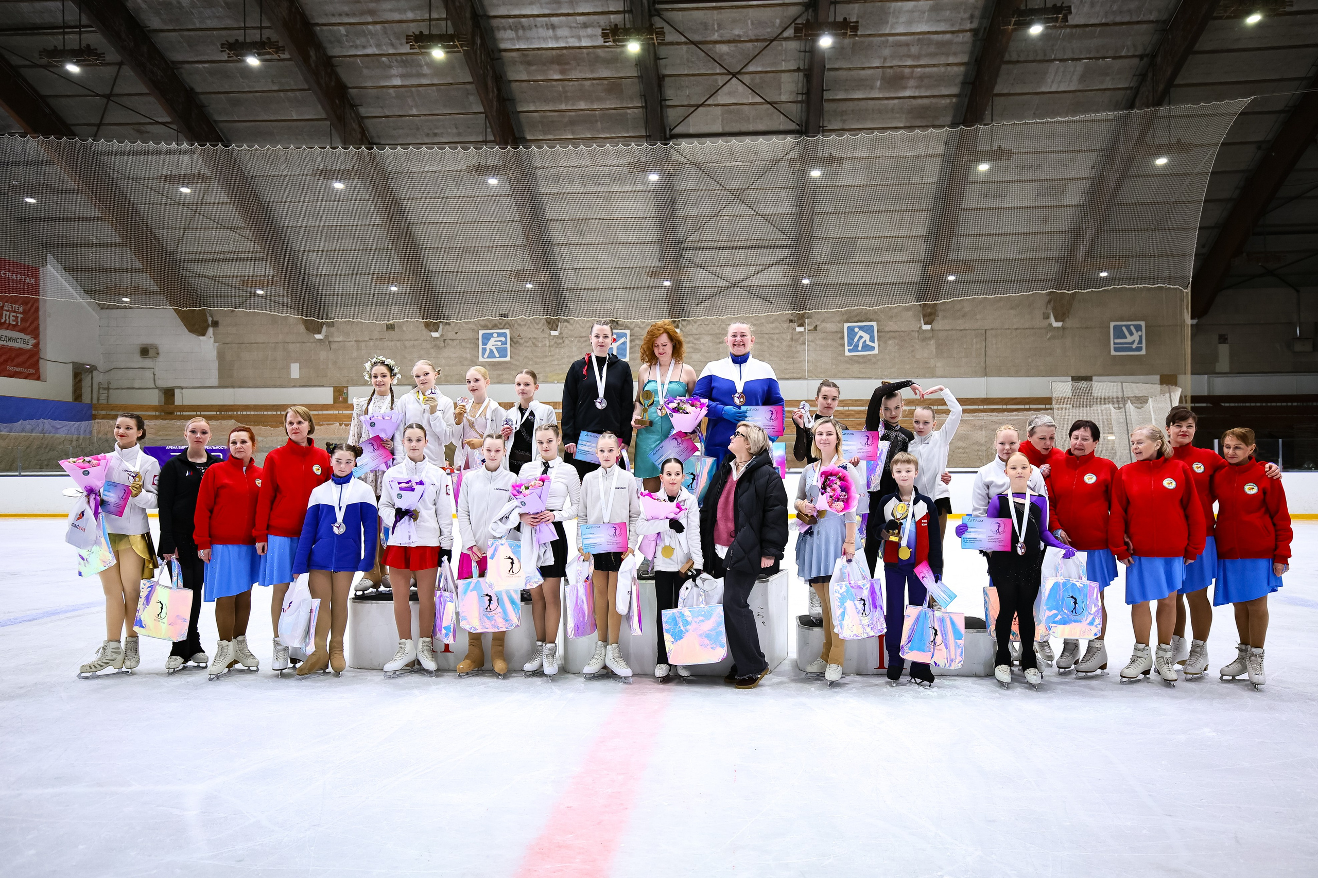 КУБОК CANDY 2025 В АРХАНГЕЛЬСКЕ НАГРАЖДЕНИЕ. ФК Фотограф в Санкт-Петербурге Наталья Понарина