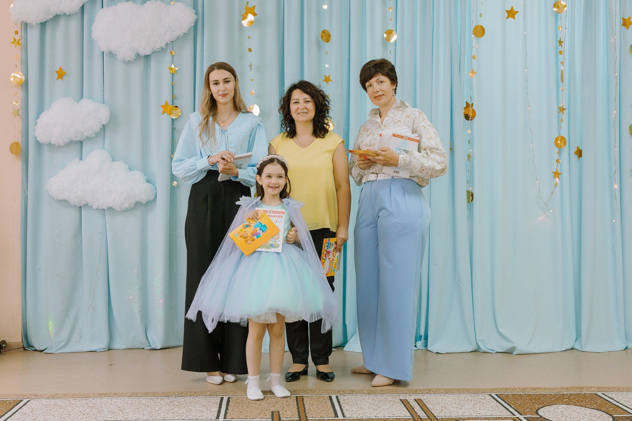 Выпускной в ДС -29. Выпускные альбомы Натальи Бутко: Новороссийск, Анапа, Геленджик