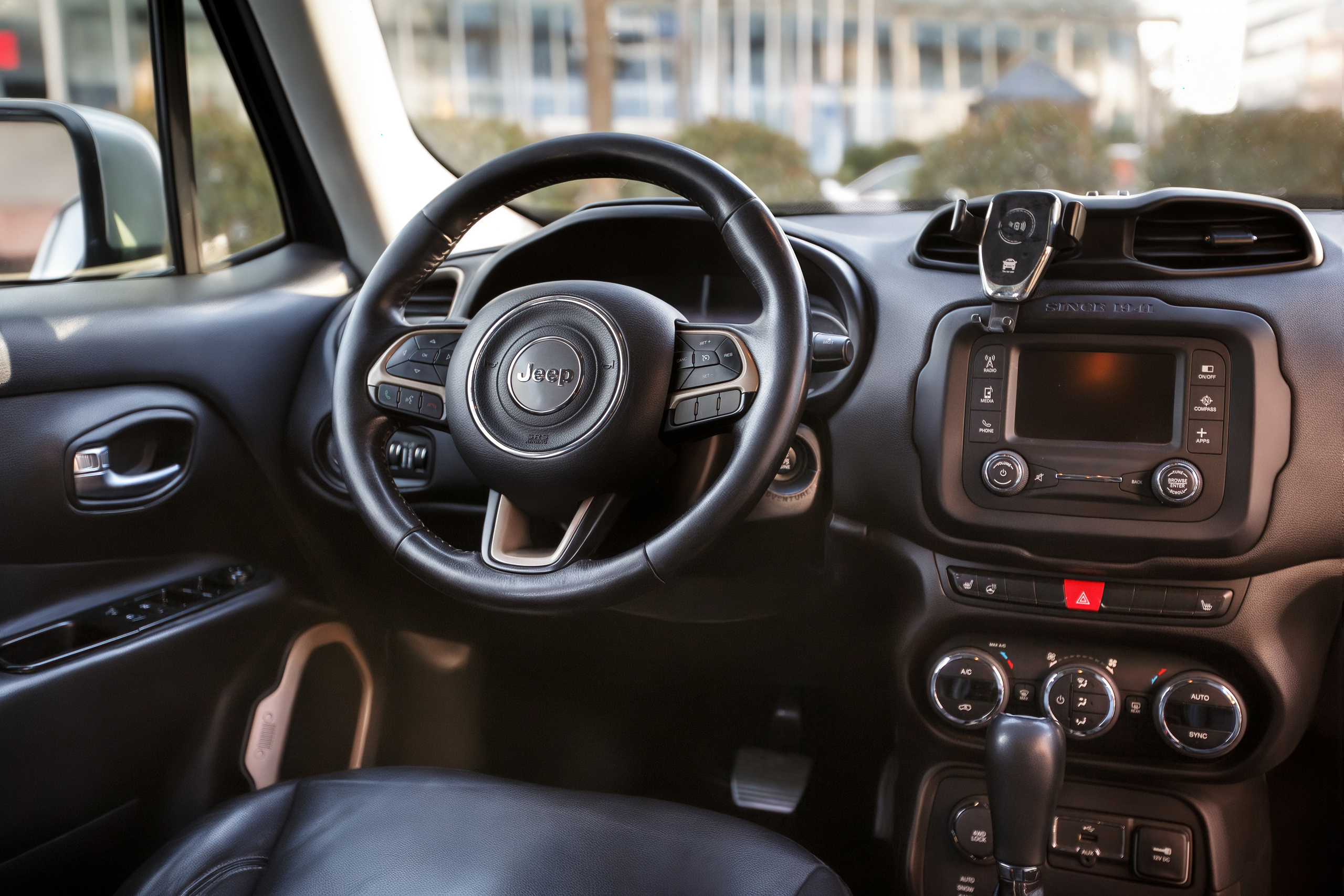 Аренда автомобилей. Сайт о фотографии, Москва