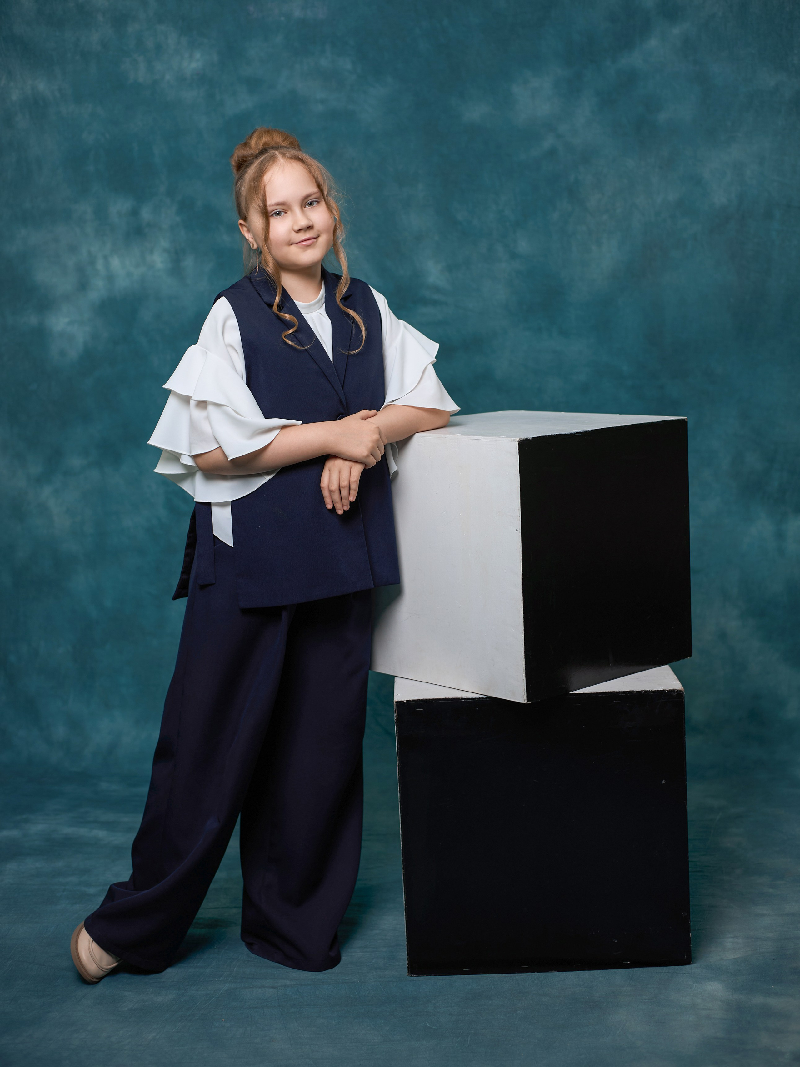 Школьный альбом "Кубы бирюза". Выпускные альбомы в Тюмени для школ, садов, вузов спортивных секций