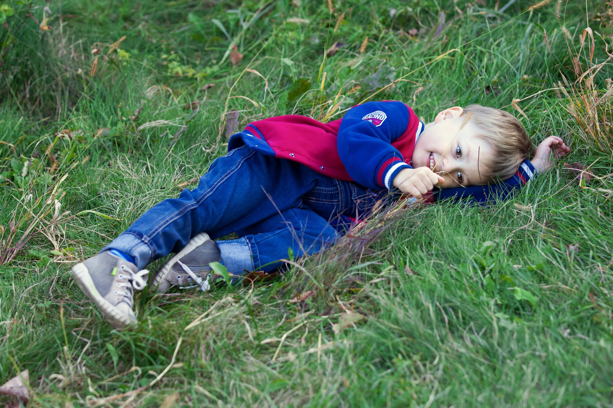 Семейная фотосессия на природе. Профессиональный фотограф Булгакова Татьяна. Владивосток
