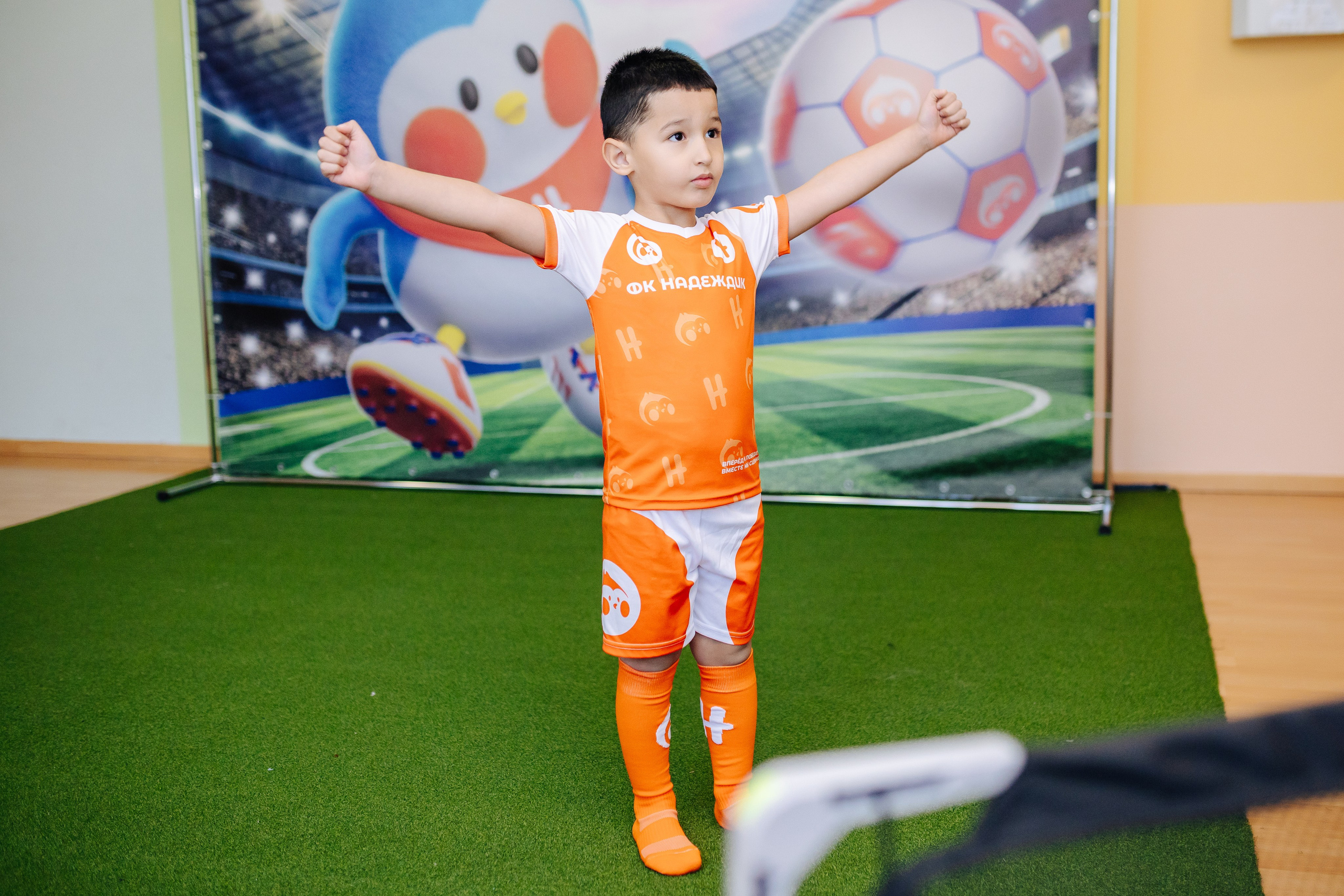 Фотосессия с кубком в детских садах г. Магнитогорска. Денис Прохоров Фотограф в г. Магнитогорск